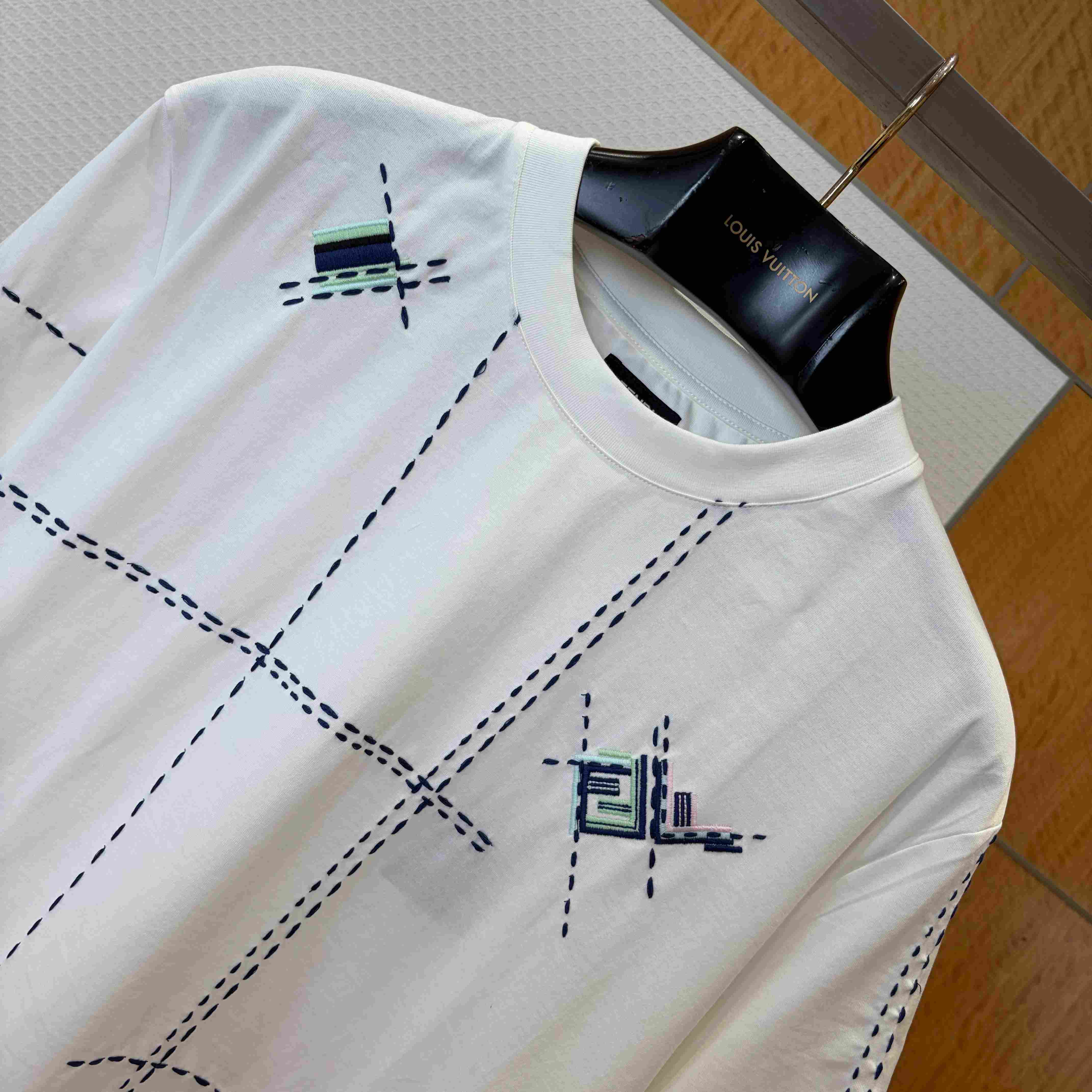 Fendi White Cotton T-shirt - DesignerGu