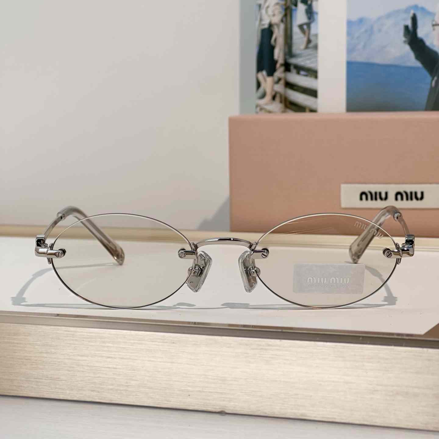 Miu Miu SMUA54S Sunglasses - DesignerGu