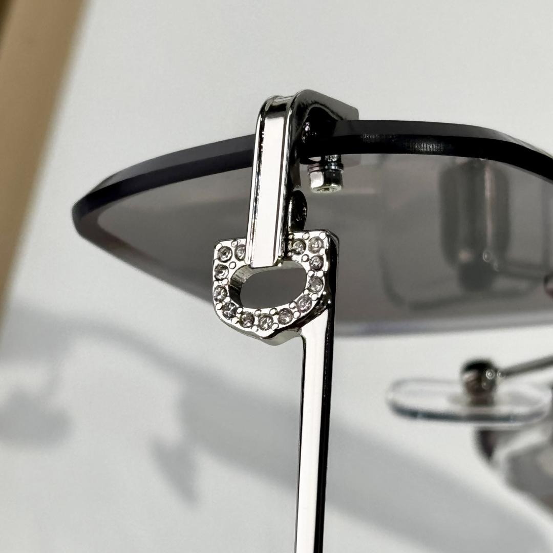 Cartier  CT01130 Sunglasses    - DesignerGu