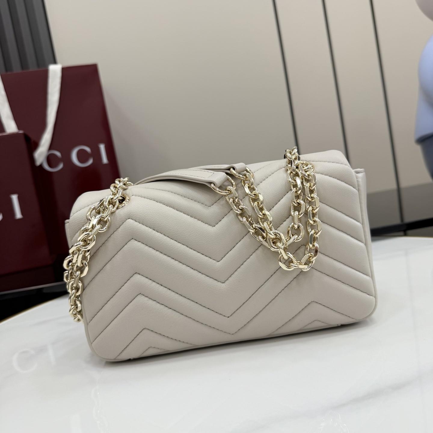 Gucci GG Marmont Small Shoulder Bag - DesignerGu
