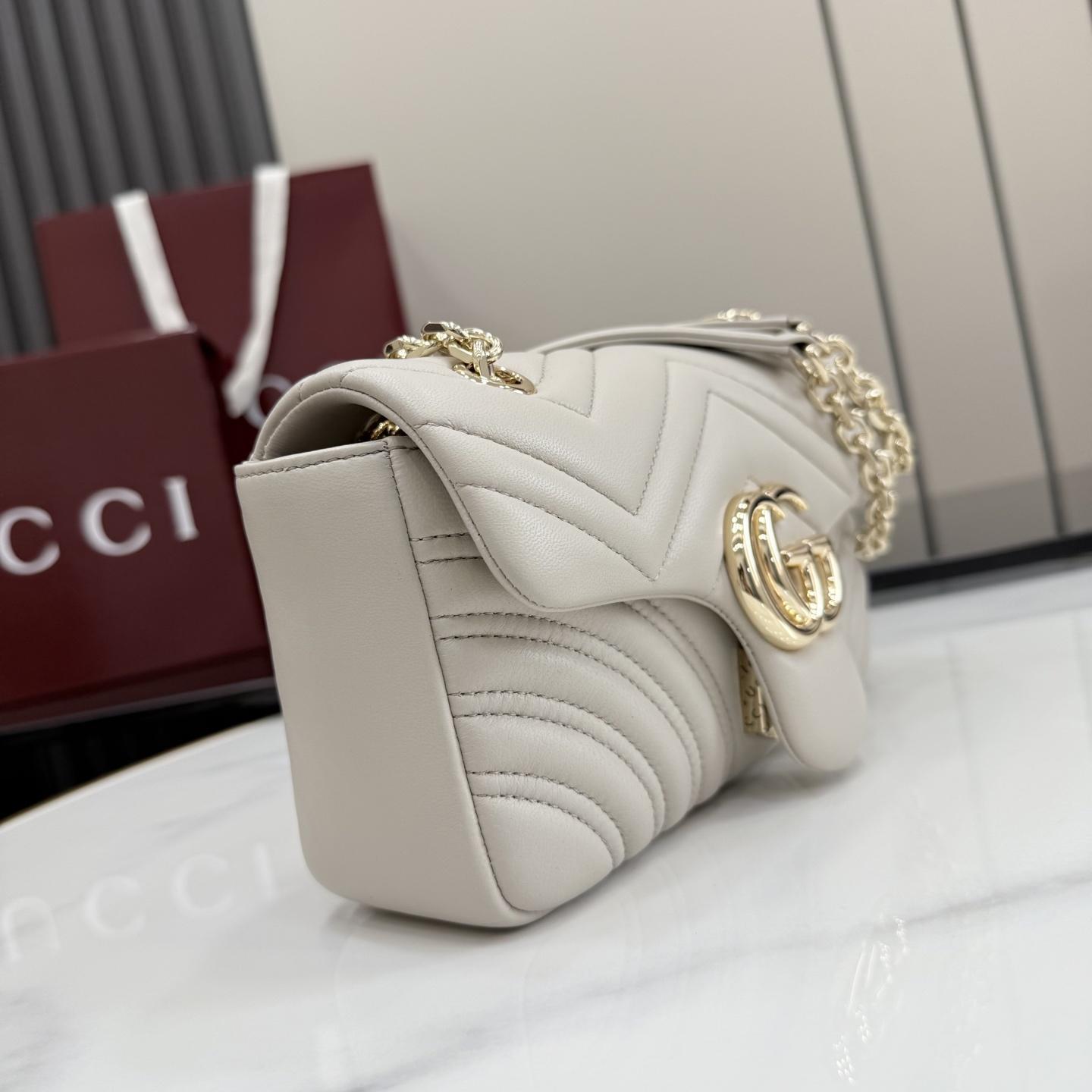 Gucci GG Marmont Small Shoulder Bag - DesignerGu