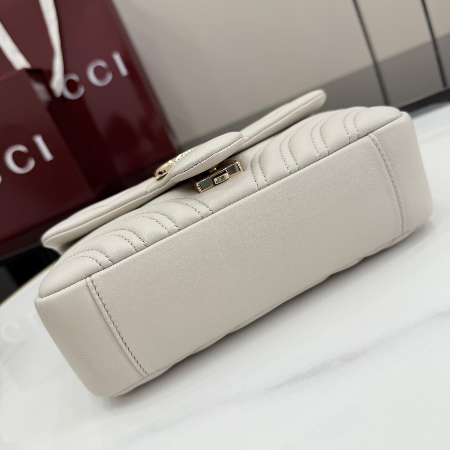 Gucci GG Marmont Small Shoulder Bag - DesignerGu