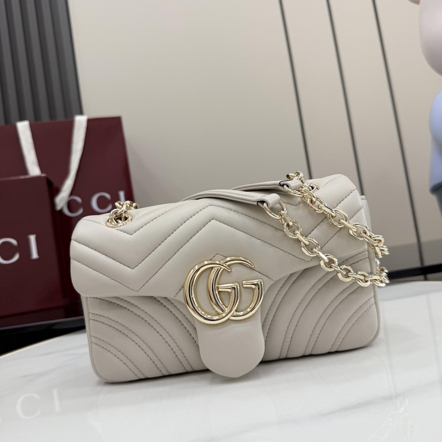 Gucci GG Marmont Small Shoulder Bag - DesignerGu