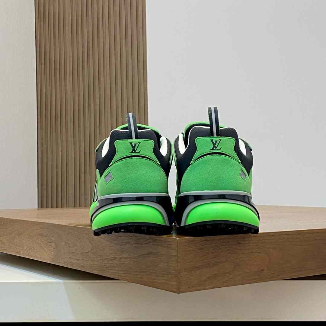 Louis Vuitton  Runner Tatic Sneaker  - DesignerGu