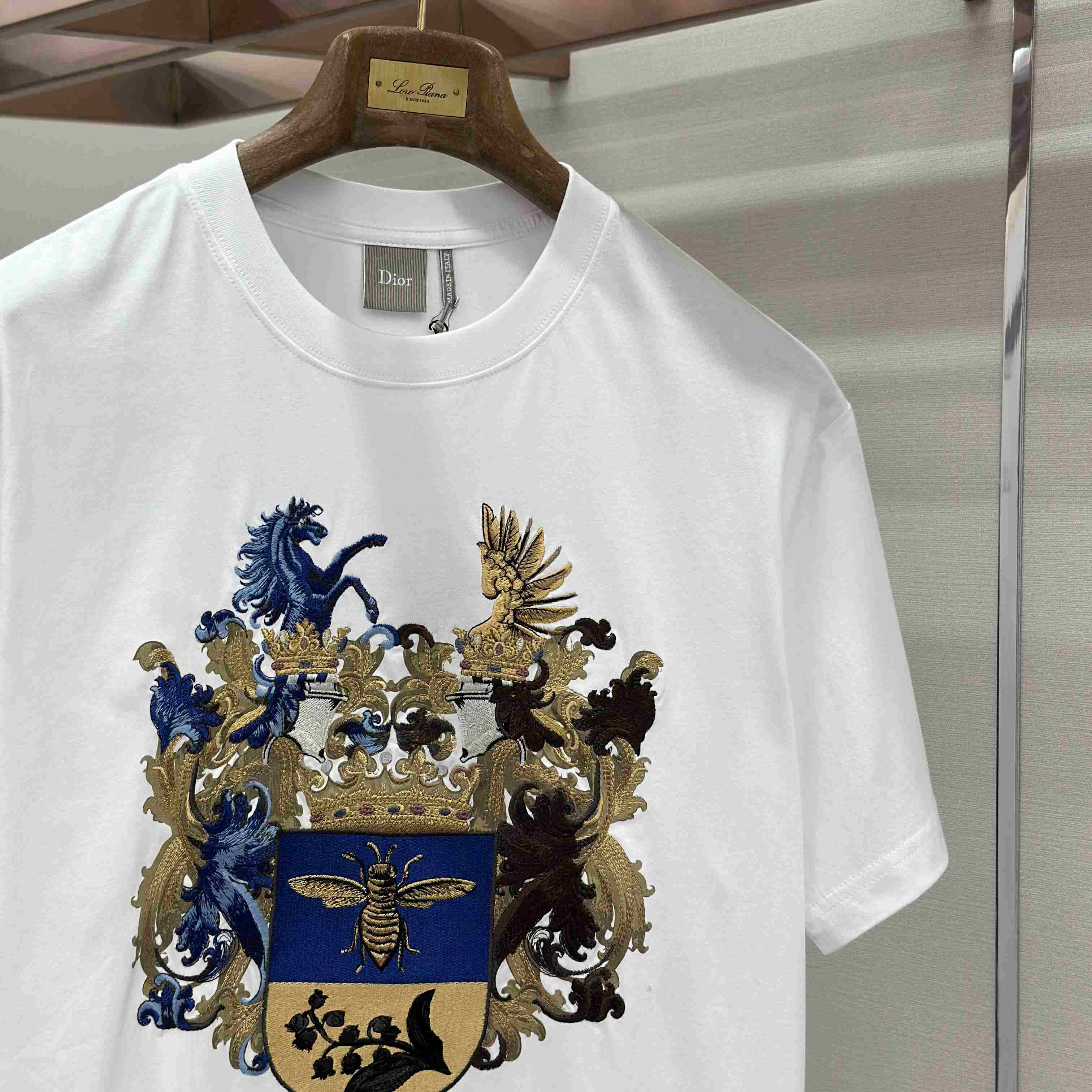 Dior T-Shirt With Dior Blason Print, Relaxed Fit - DesignerGu