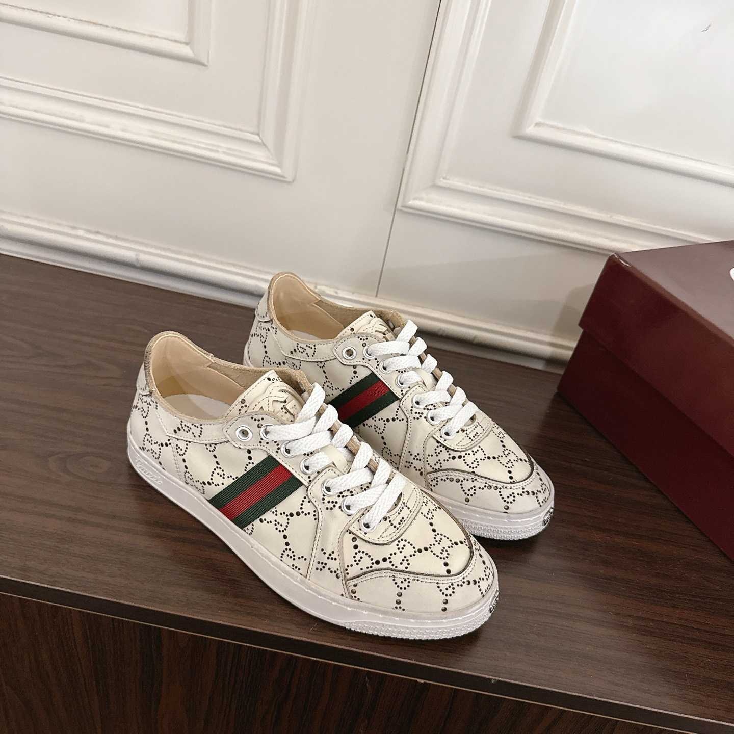 Gucci Stretch Low-Top Sneaker - DesignerGu