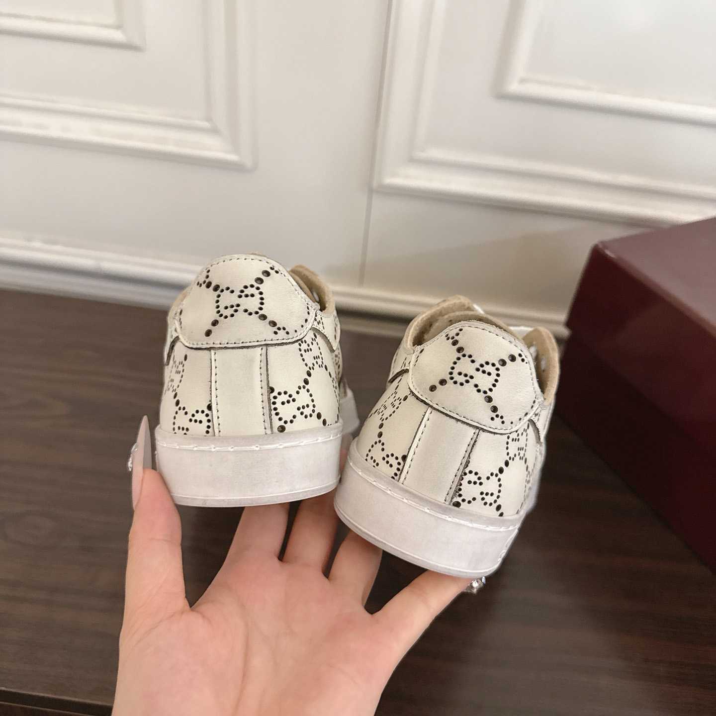 Gucci Stretch Low-Top Sneaker - DesignerGu