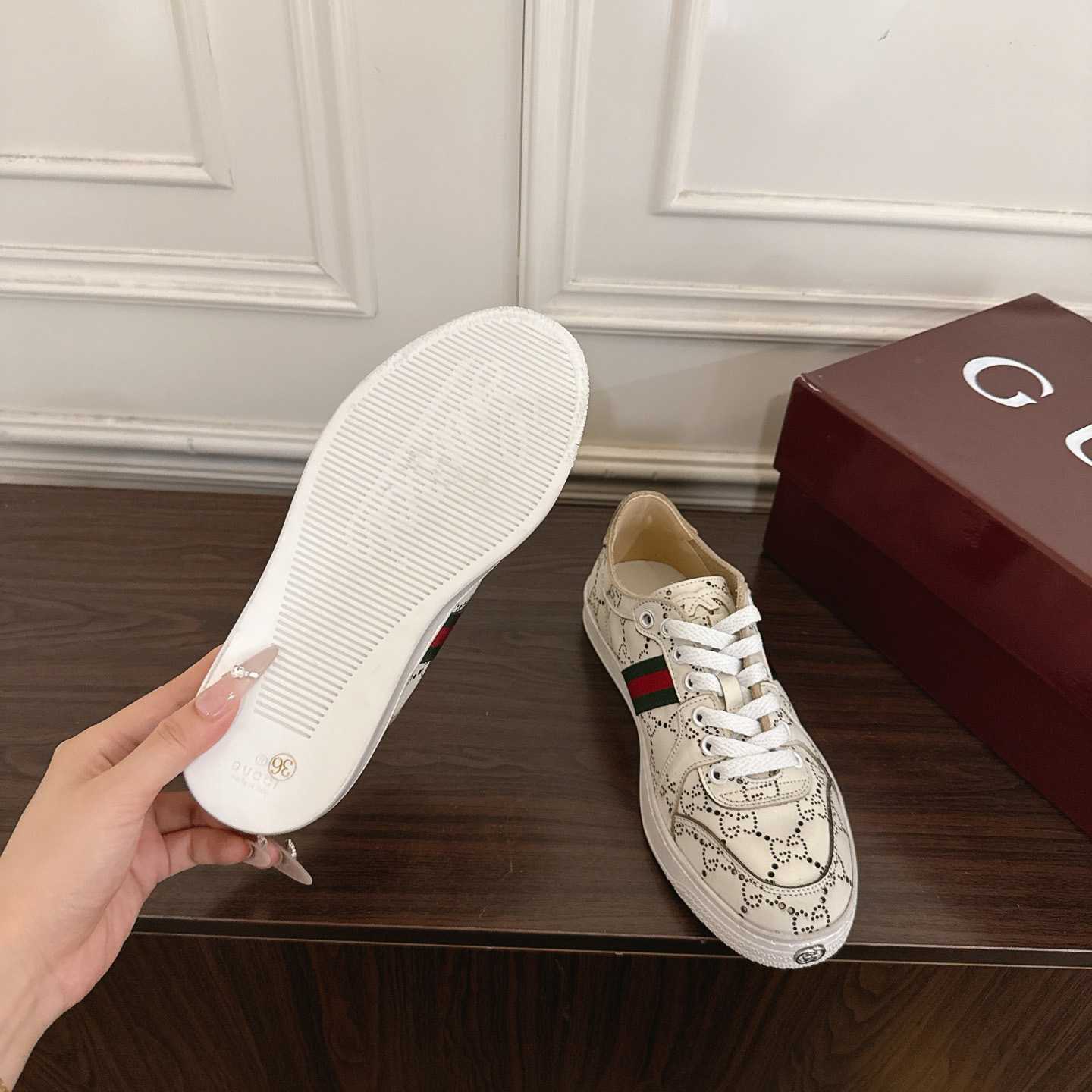 Gucci Stretch Low-Top Sneaker - DesignerGu