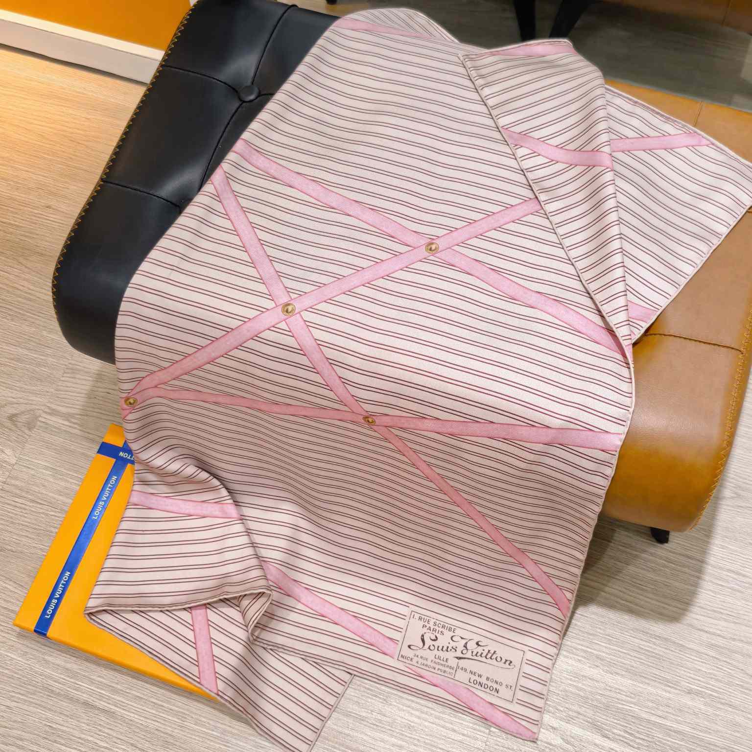 Louis Vuitton LV Insider Square 90 M98721 - DesignerGu