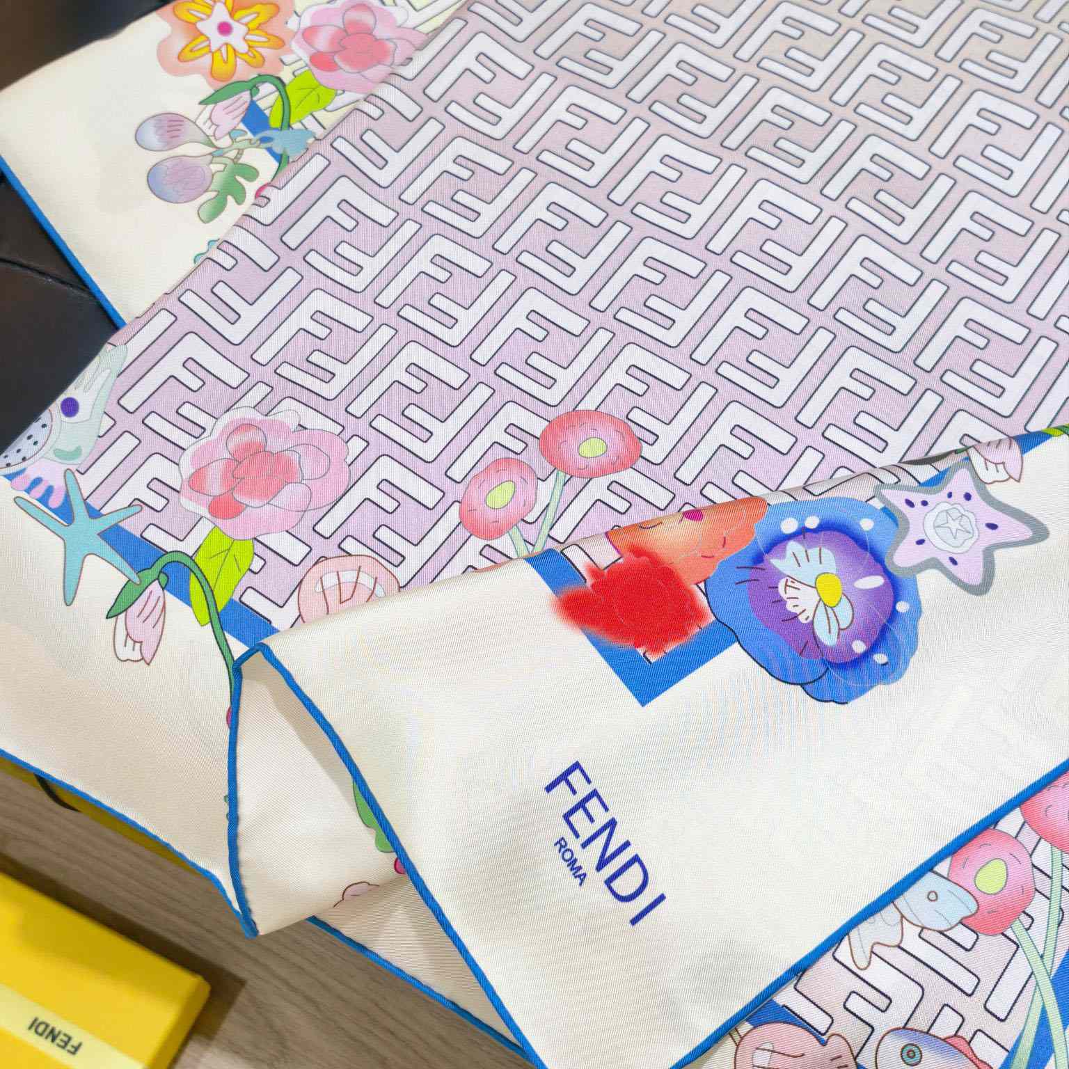 Fendi Future Fantastic Foulard - DesignerGu