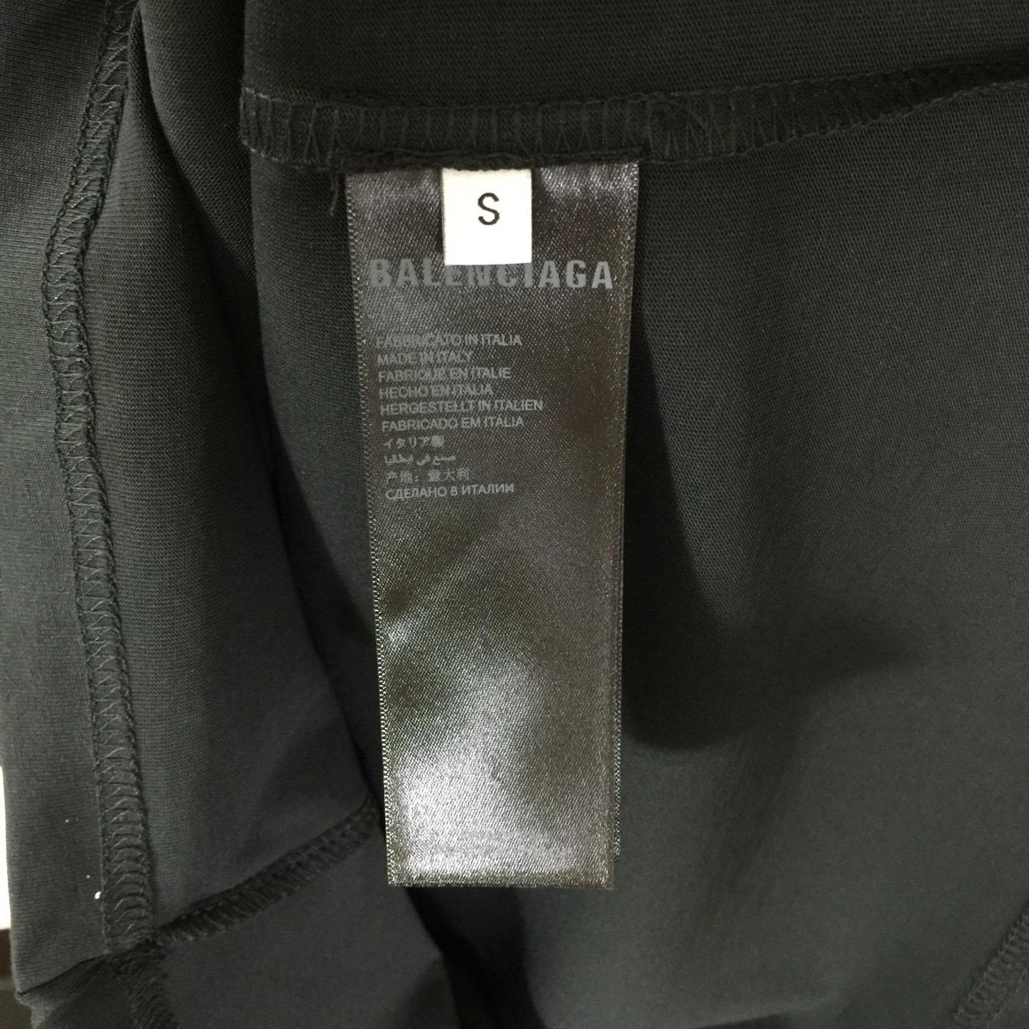 Balenciaga Cotton WFP Oversized Logo T-Shirt - DesignerGu
