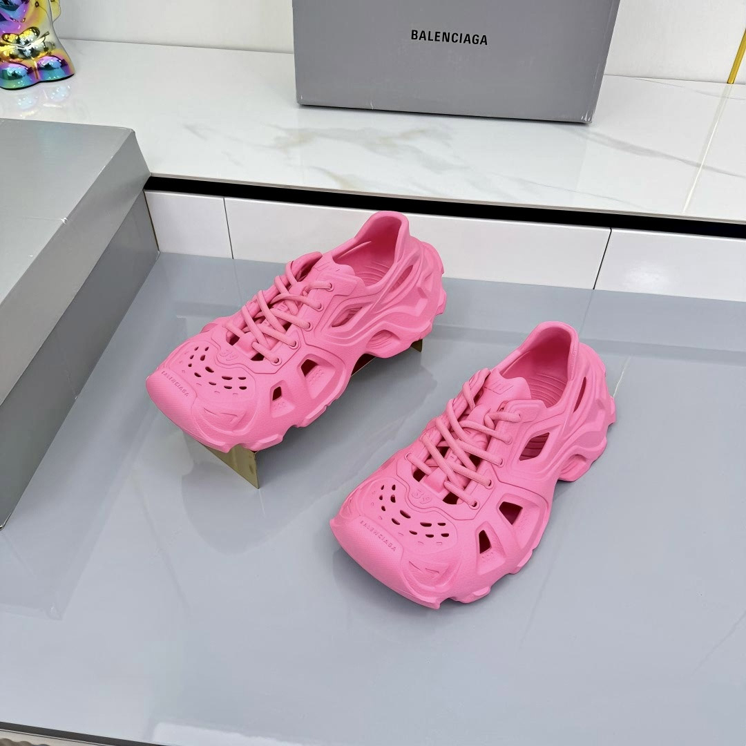 Balenciaga HD Lace-Up Sneakers - DesignerGu