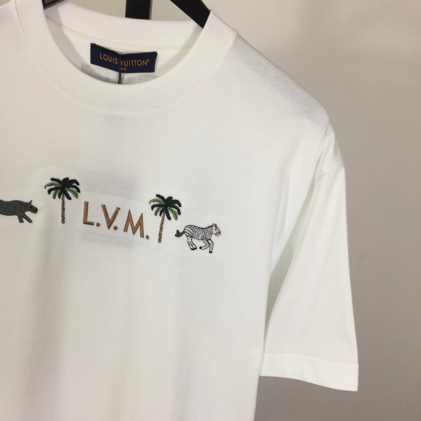 Louis Vuitton Logo Cotton T-Shirt  - DesignerGu