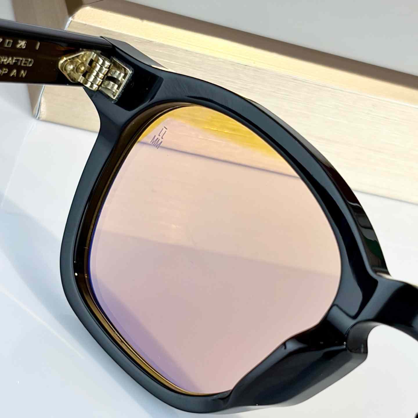 Jacquemus Zephirin Sunglasses - DesignerGu