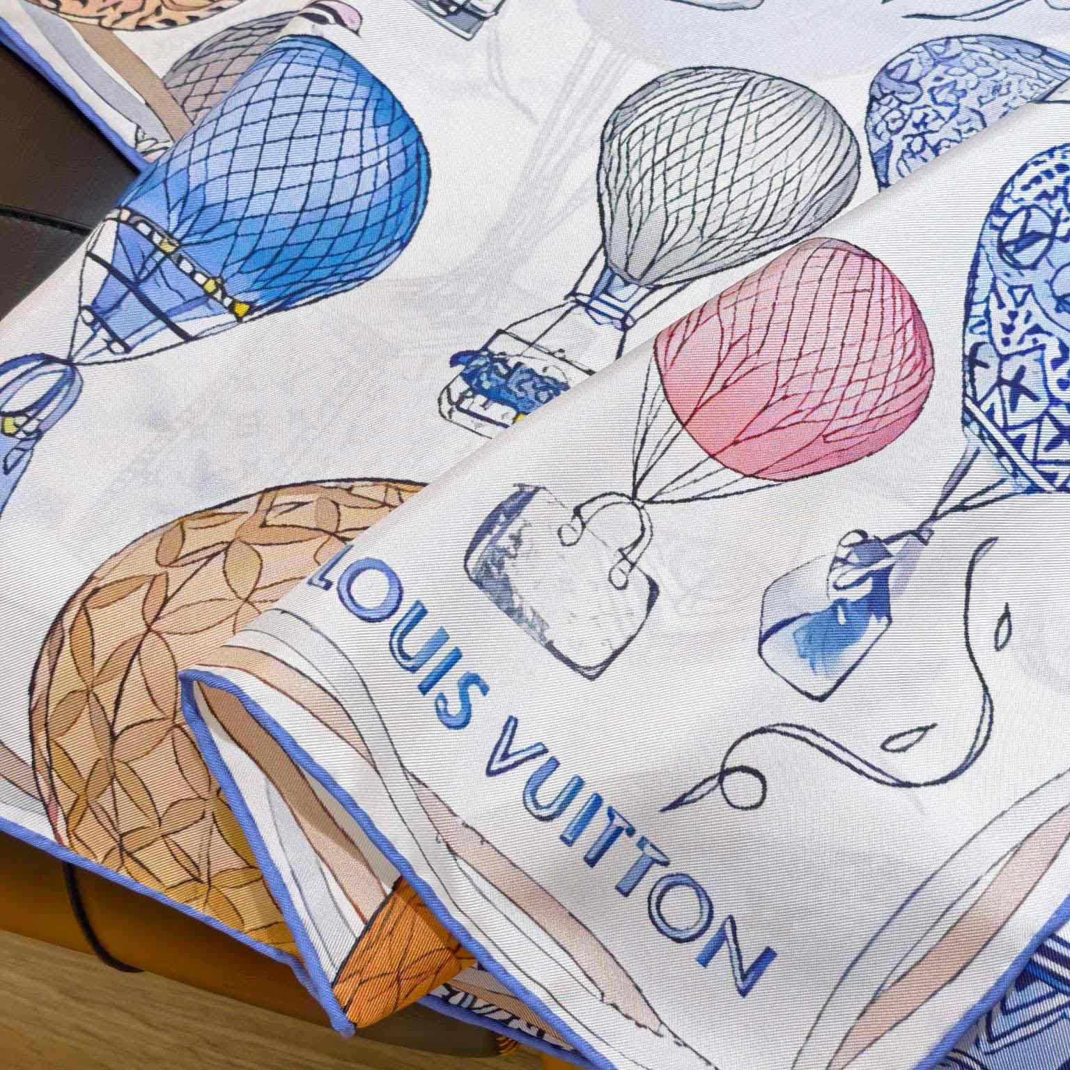 Louis Vuitton Up And Away Square 90 M78448 - DesignerGu