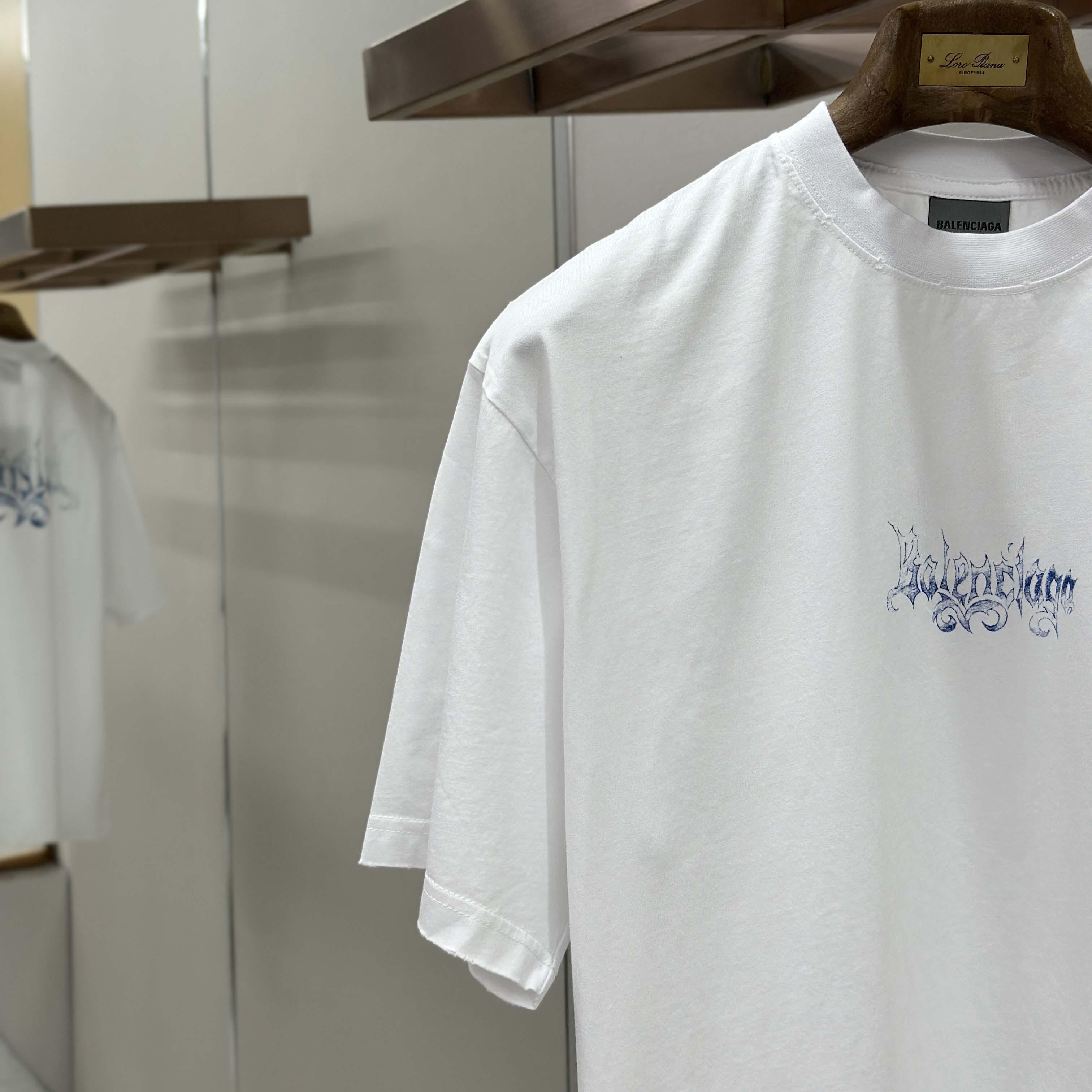 Balenciaga Sketchy Medium Fit T-Shirt - DesignerGu