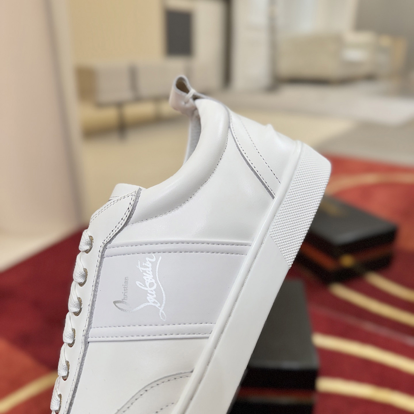 Christian Louboutin Retero Sneakers - DesignerGu