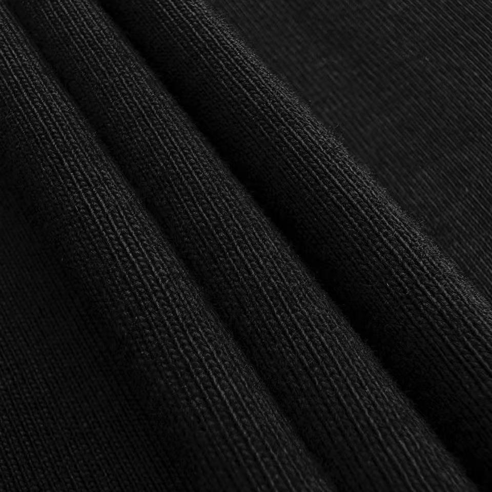 Prada Men's Black Logo Plaque Tank Top - DesignerGu