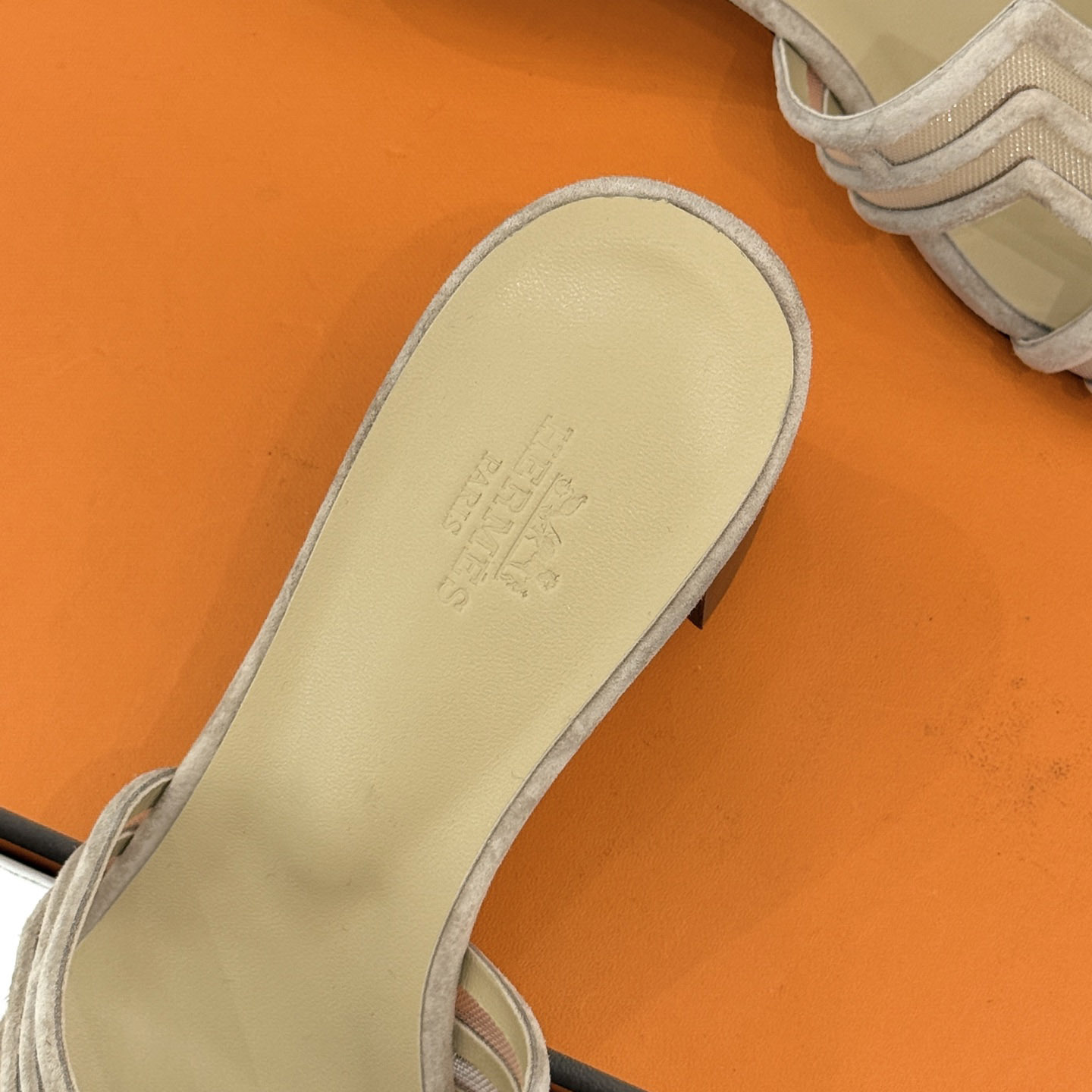 Hermes Oasis Sandal - DesignerGu