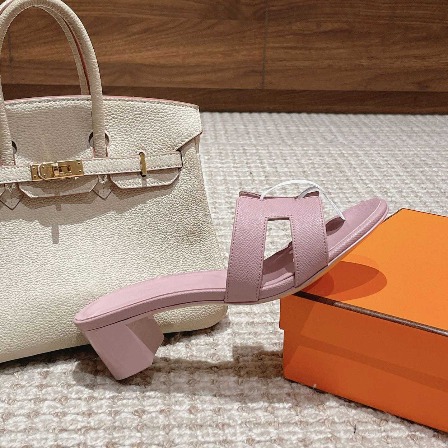 Hermes Oasis Sandal - DesignerGu