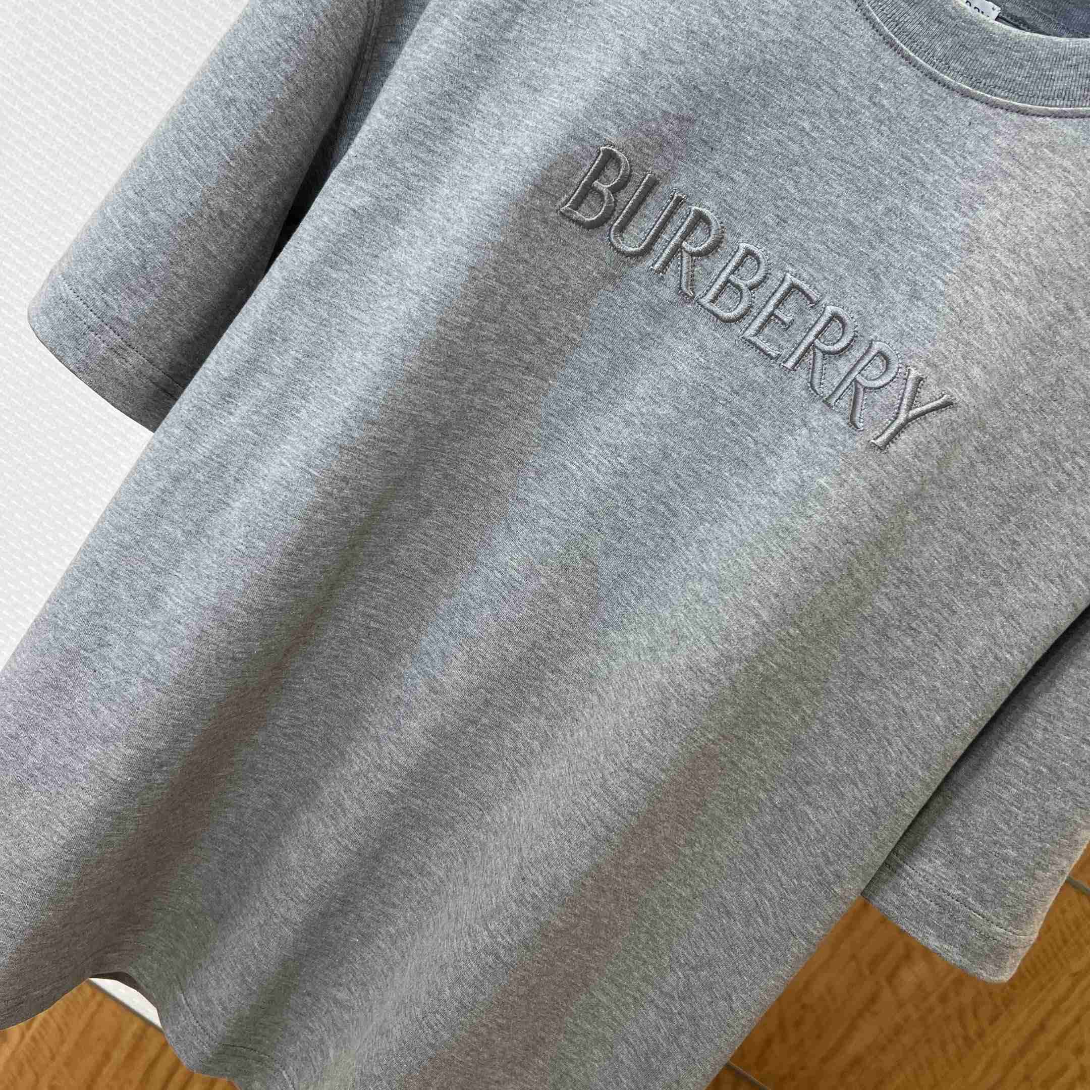 Burberry Logo Cotton T-shirt - DesignerGu