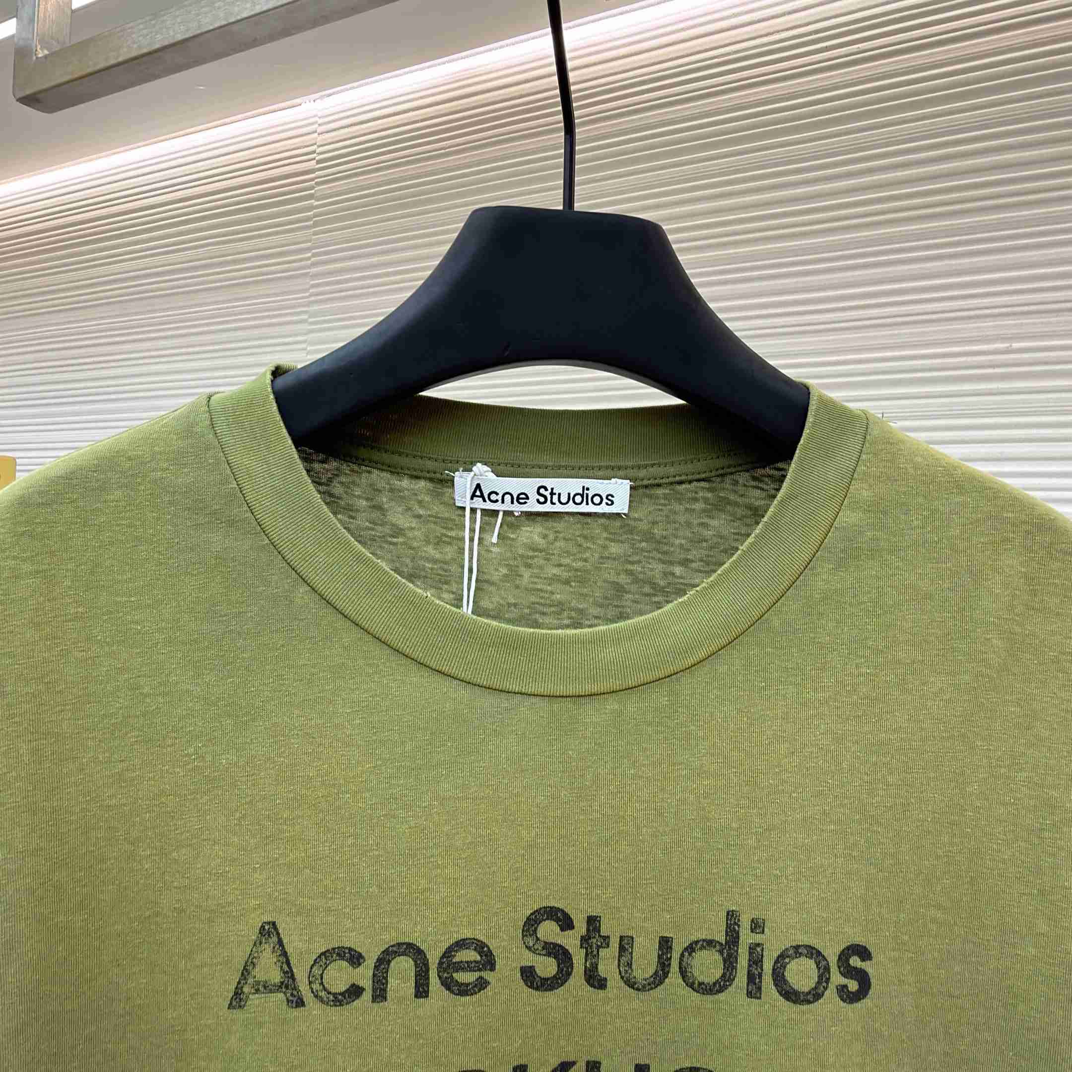 Acne Studios  Sprayed Logo T-shirt - DesignerGu