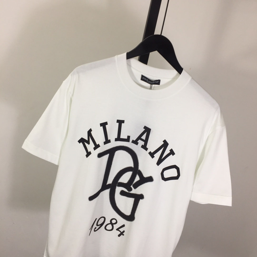 Dolce & Gabbana T-shirt With DG Logo Embroidery - DesignerGu