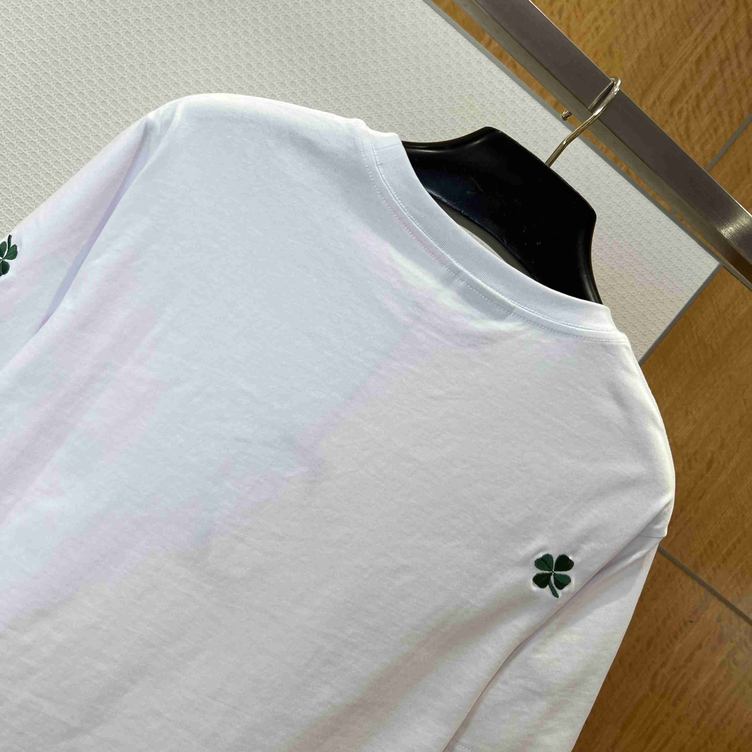 Dior T-Shirt with Dior Clover Embroidery - DesignerGu
