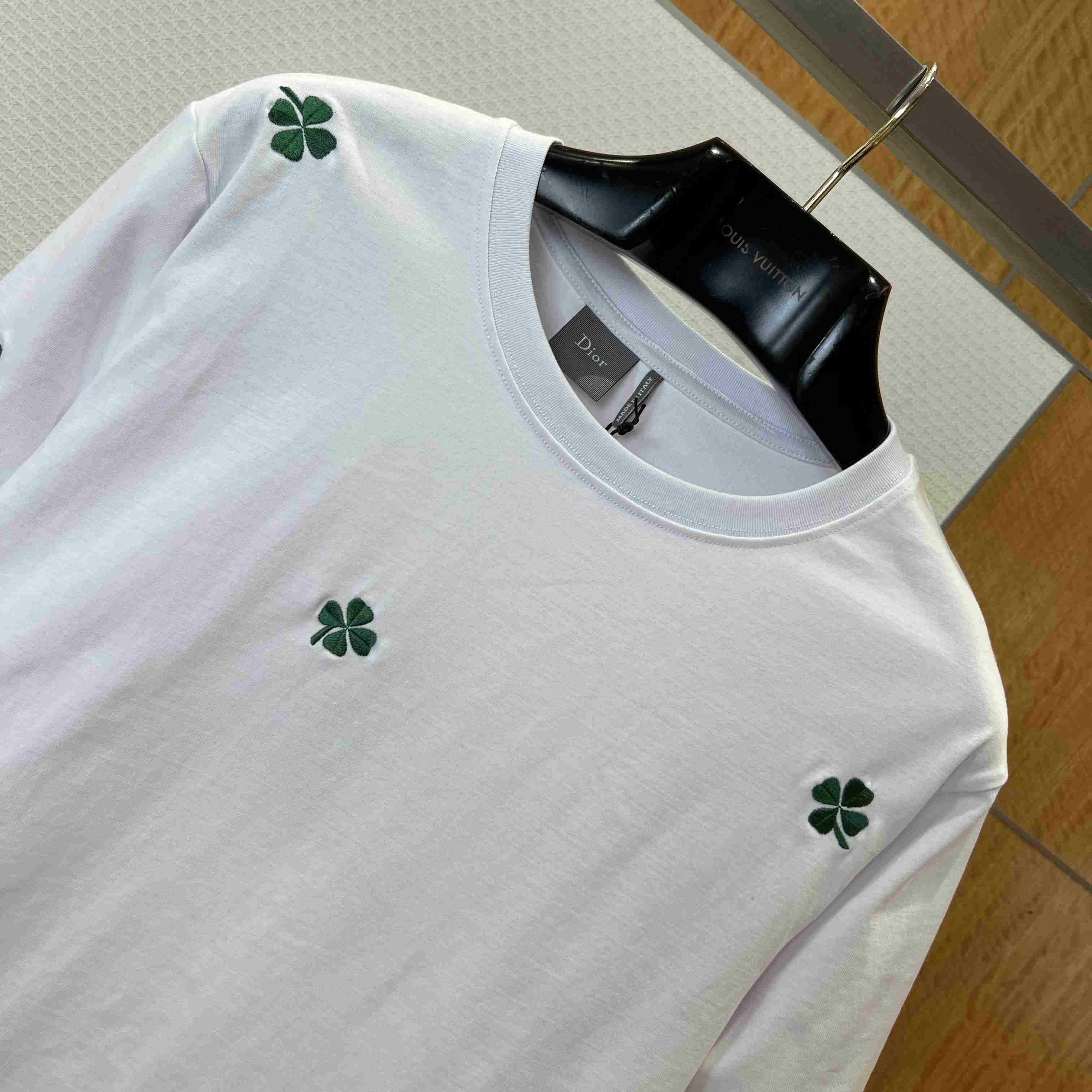 Dior T-Shirt with Dior Clover Embroidery - DesignerGu