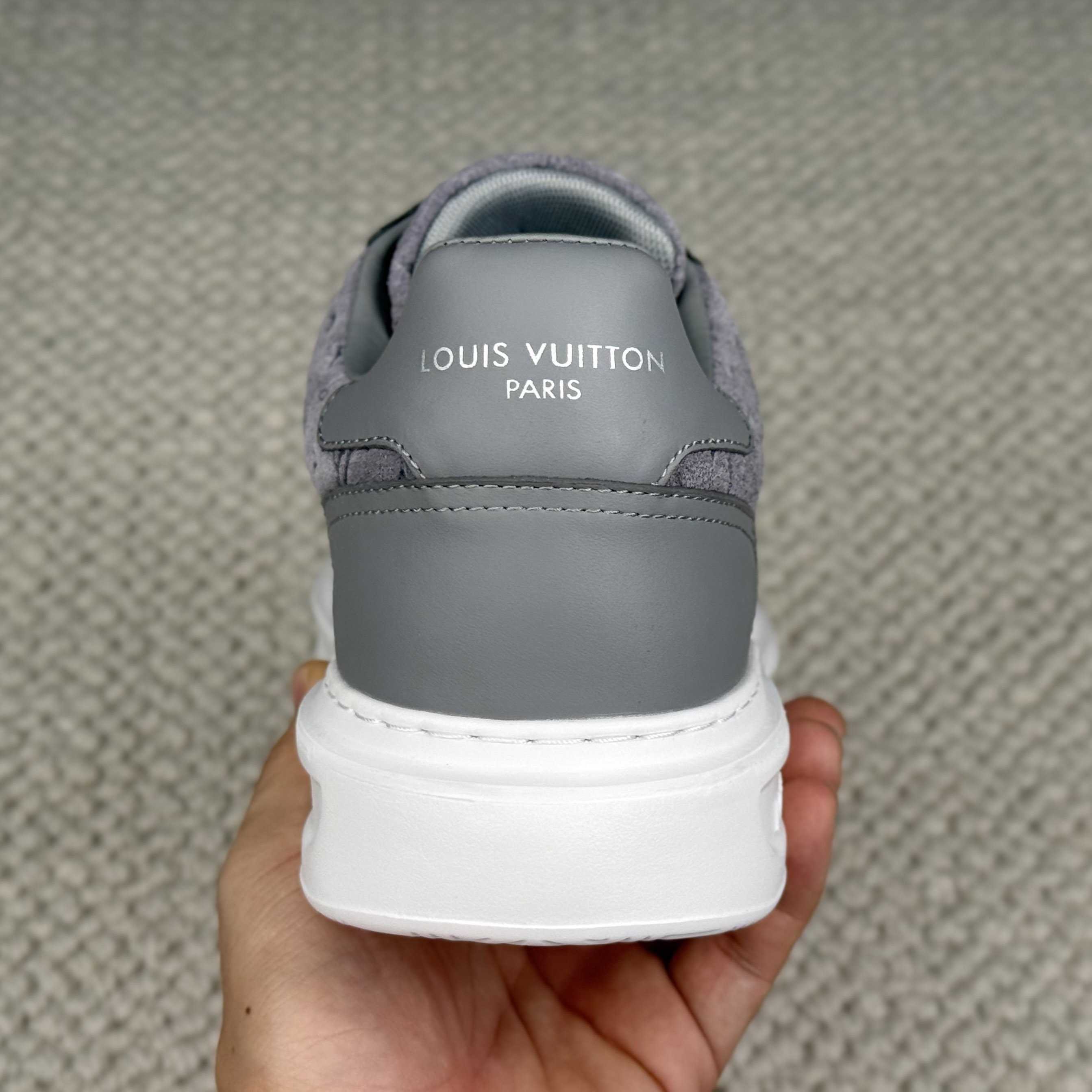 Louis Vuitton Beverly Hills Sneaker 1AKBS9 - DesignerGu