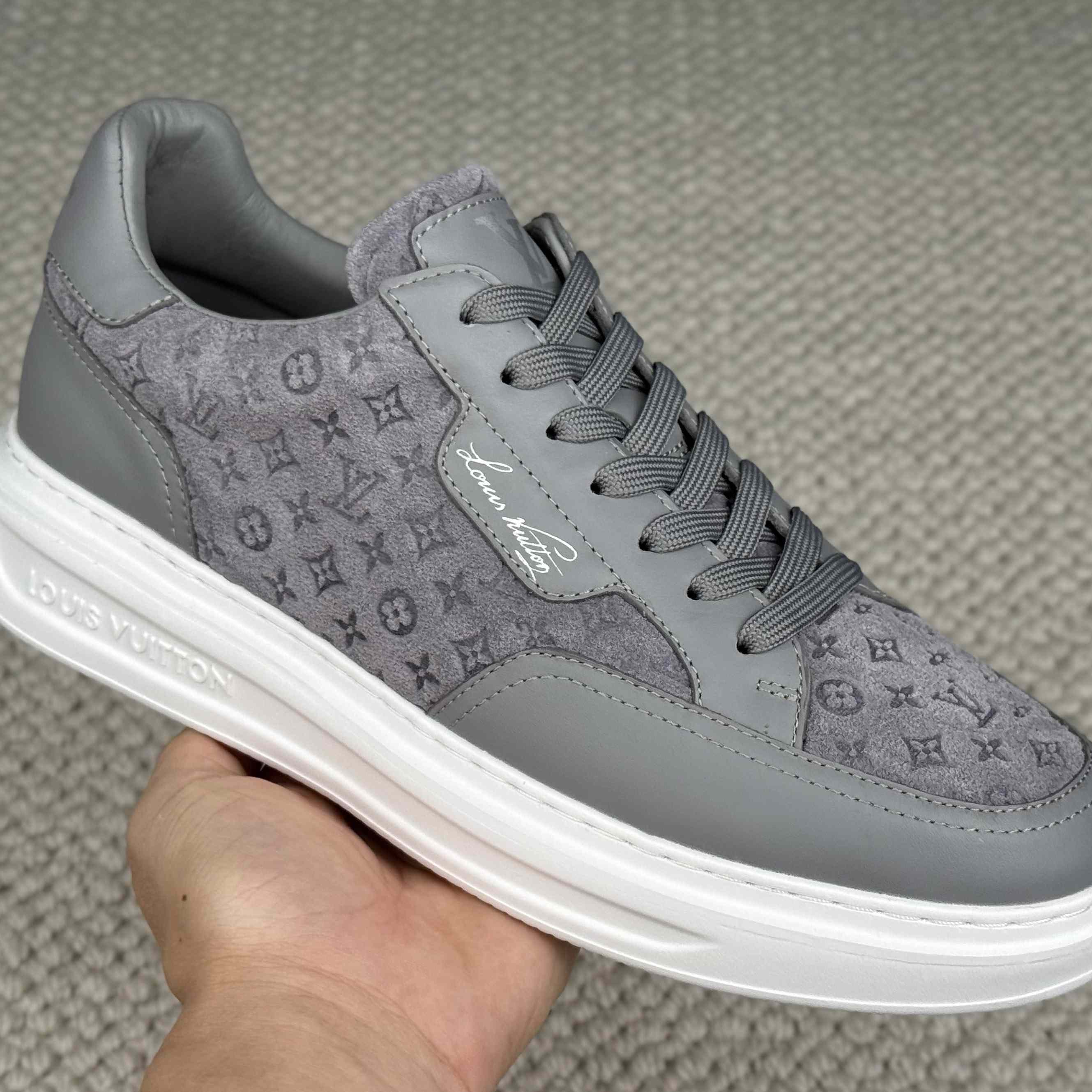 Louis Vuitton Beverly Hills Sneaker 1AKBS9 - DesignerGu