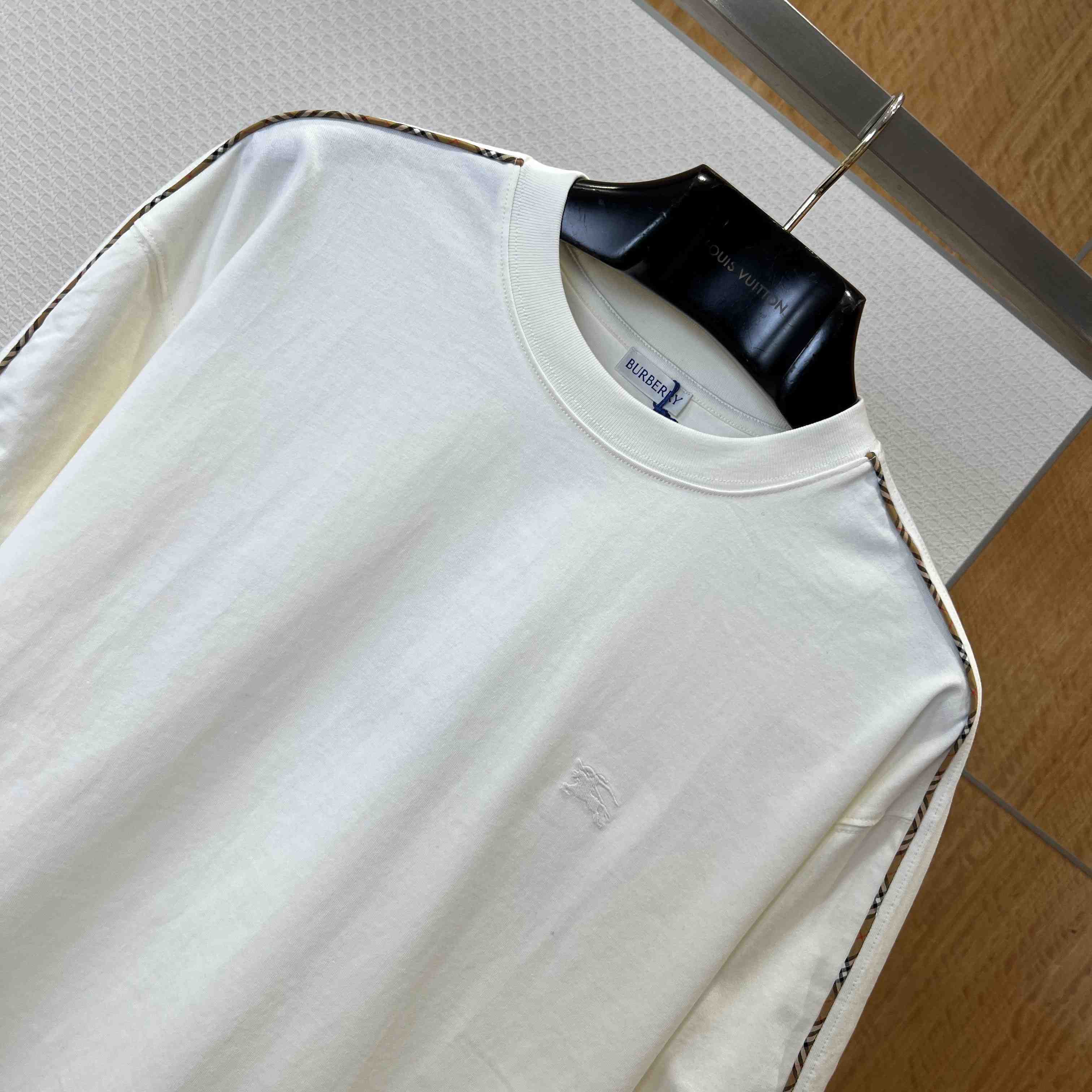 Burberry Check Piping Cotton T-shirt - DesignerGu