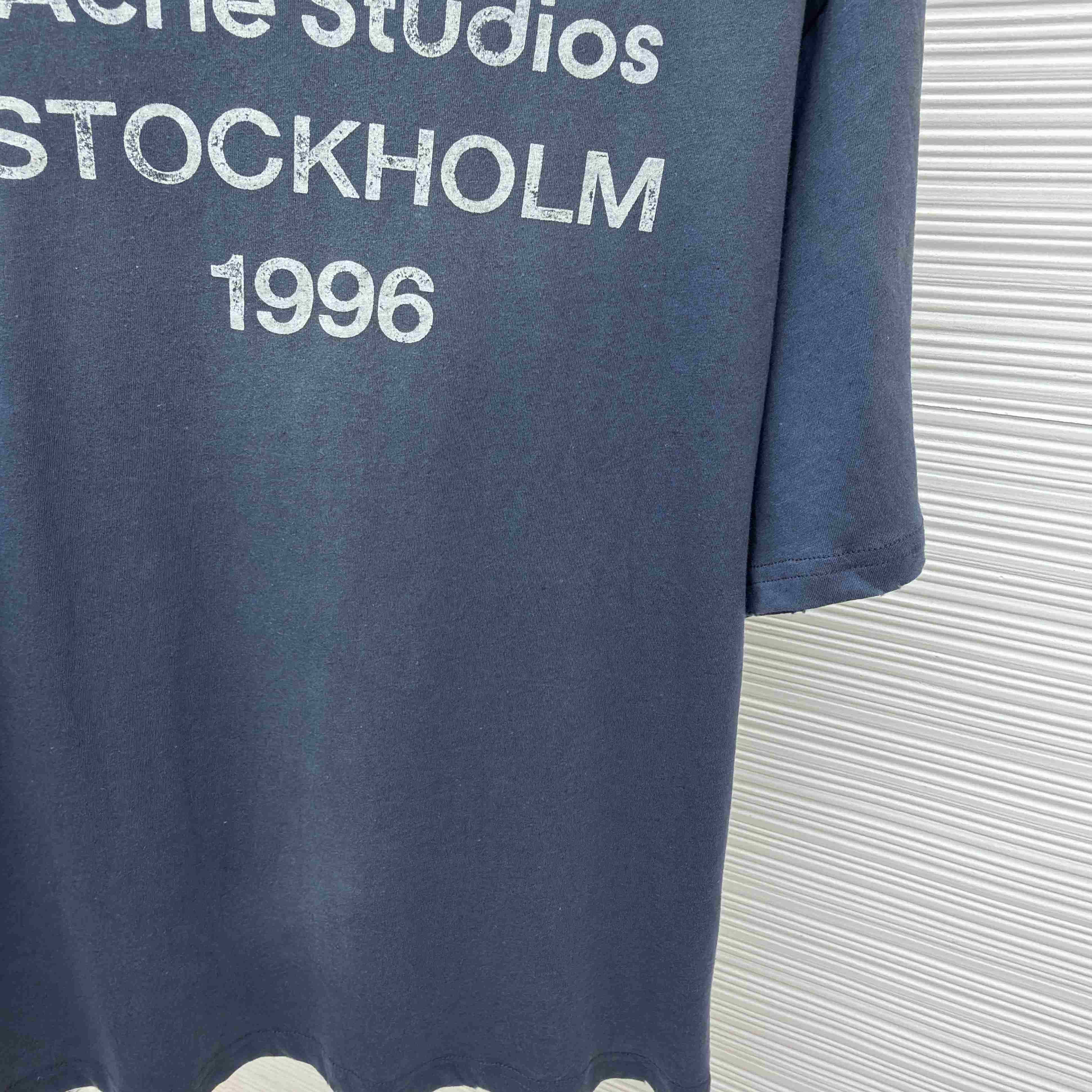 Acne Studios  Sprayed Logo T-shirt - DesignerGu