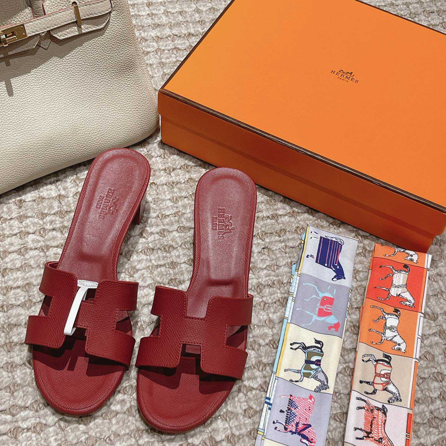 Hermes Oasis Sandal - DesignerGu