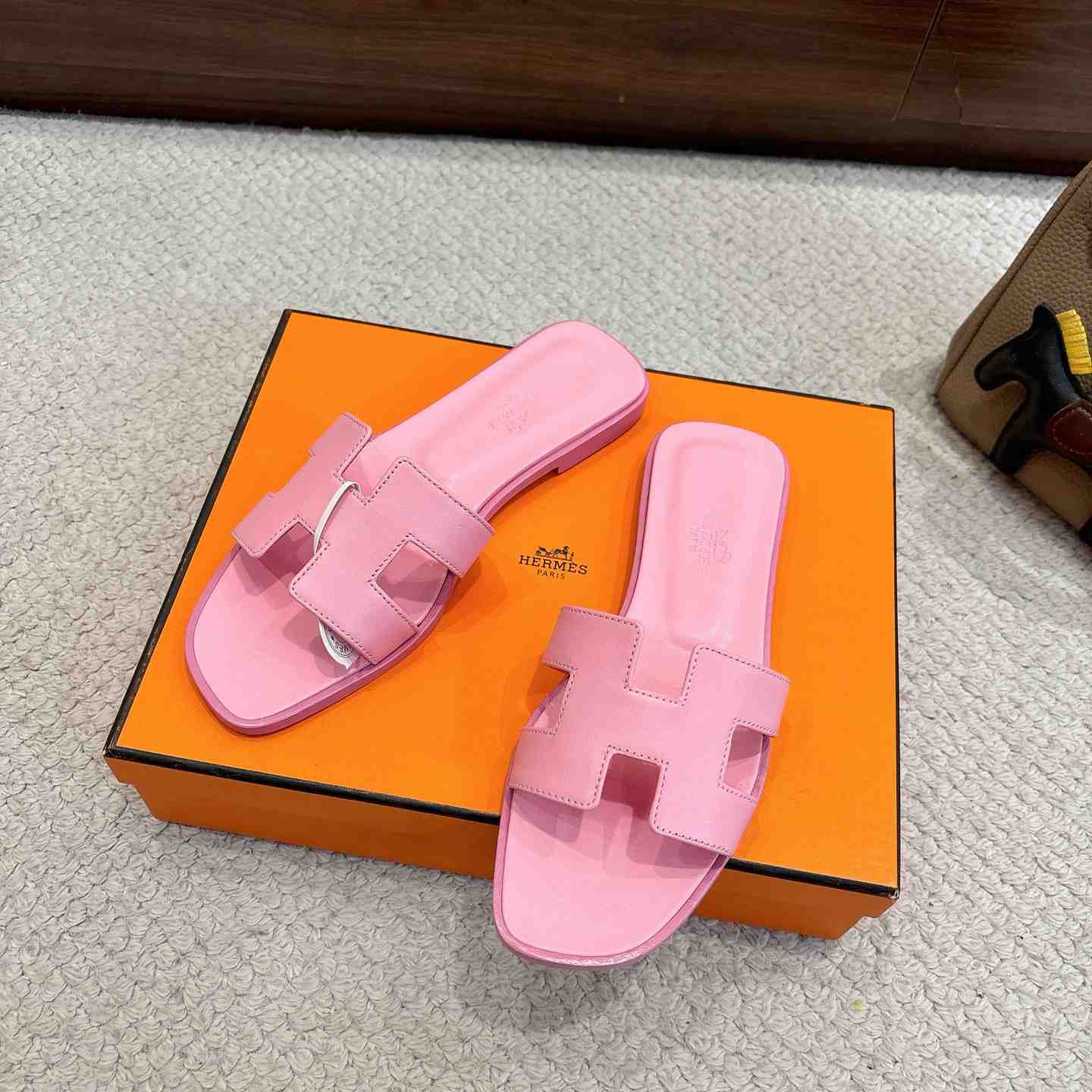 Hermes Oran Sandal - DesignerGu