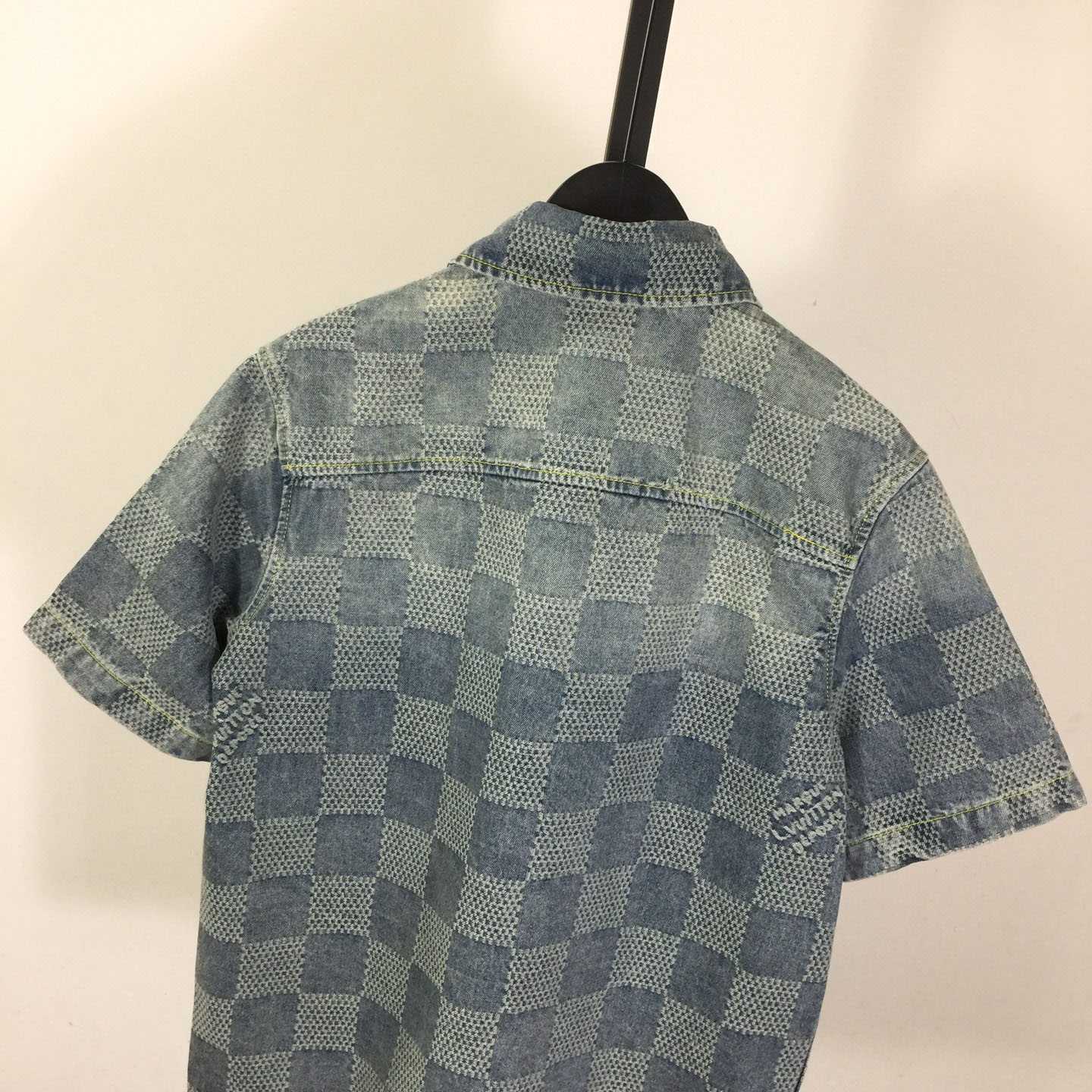 Louis Vuitton Damier 3D Light Denim Short-Sleeved Shirt 1AHVZ4 - DesignerGu