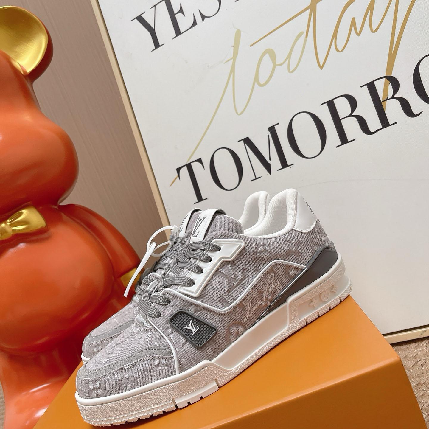 Louis Vuitton LV Trainer Sneaker 1AKBCE - DesignerGu