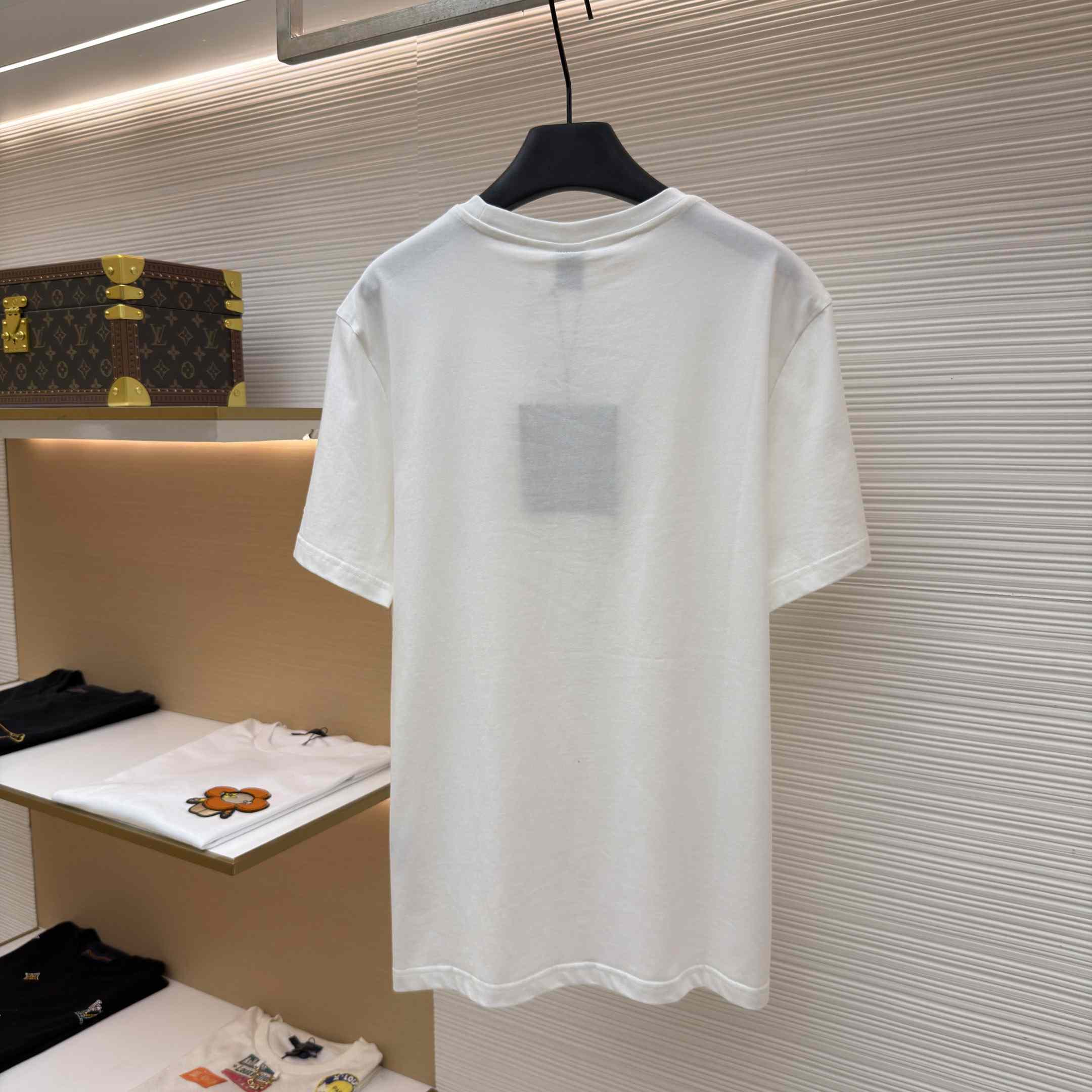 Moose Knuckles T-shirt With Pocket - DesignerGu