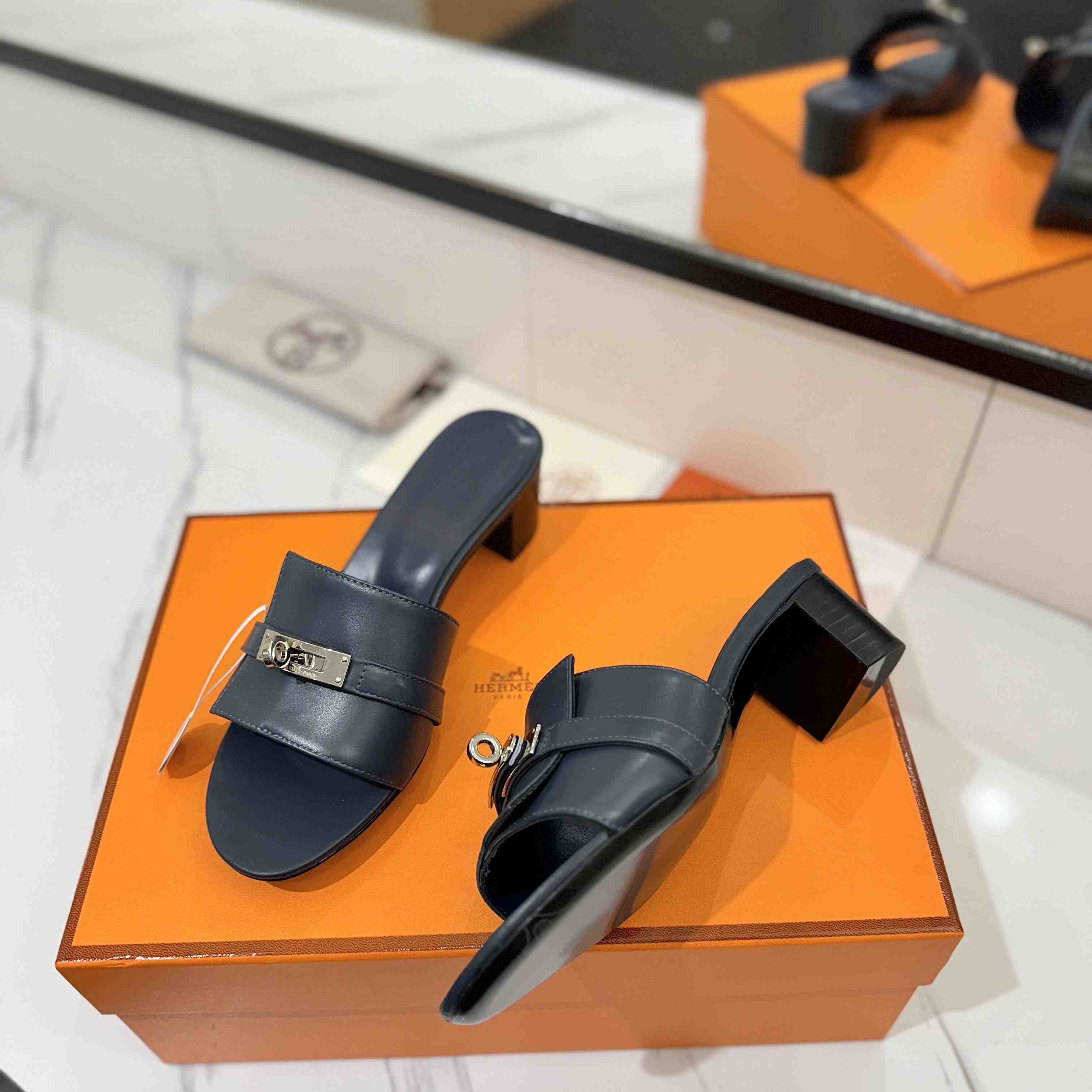 Hermes Gigi 50 Sandal - DesignerGu