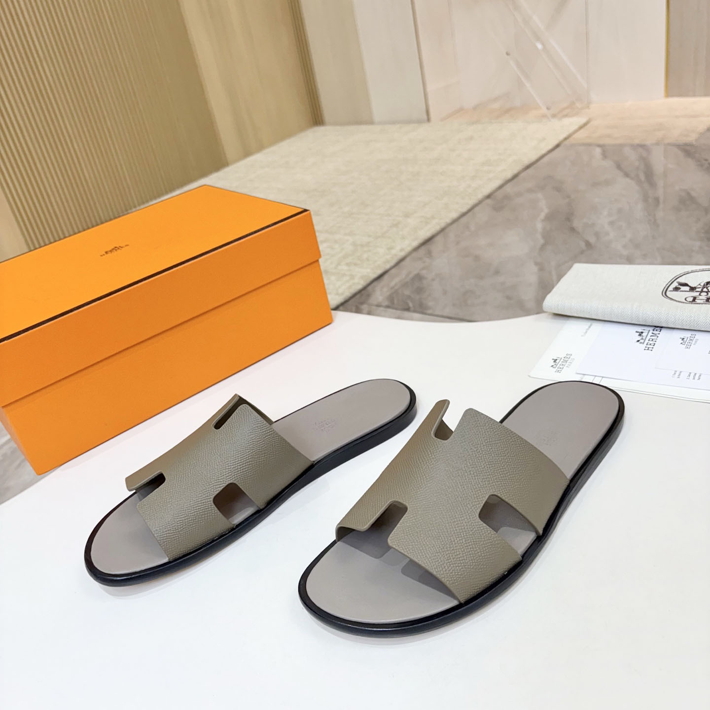 Hermes Izmir Sandal - DesignerGu