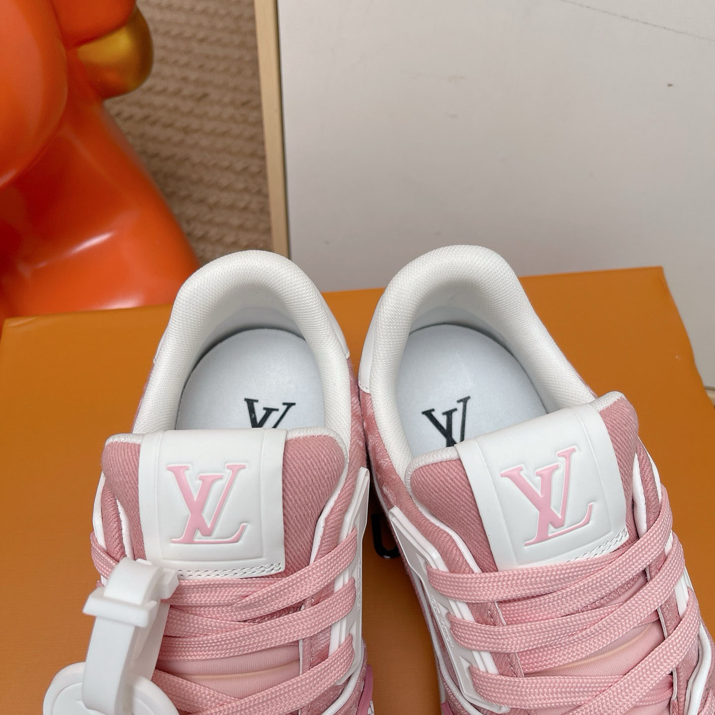 Louis Vuitton LV Trainer Sneaker 1AKBBA - DesignerGu