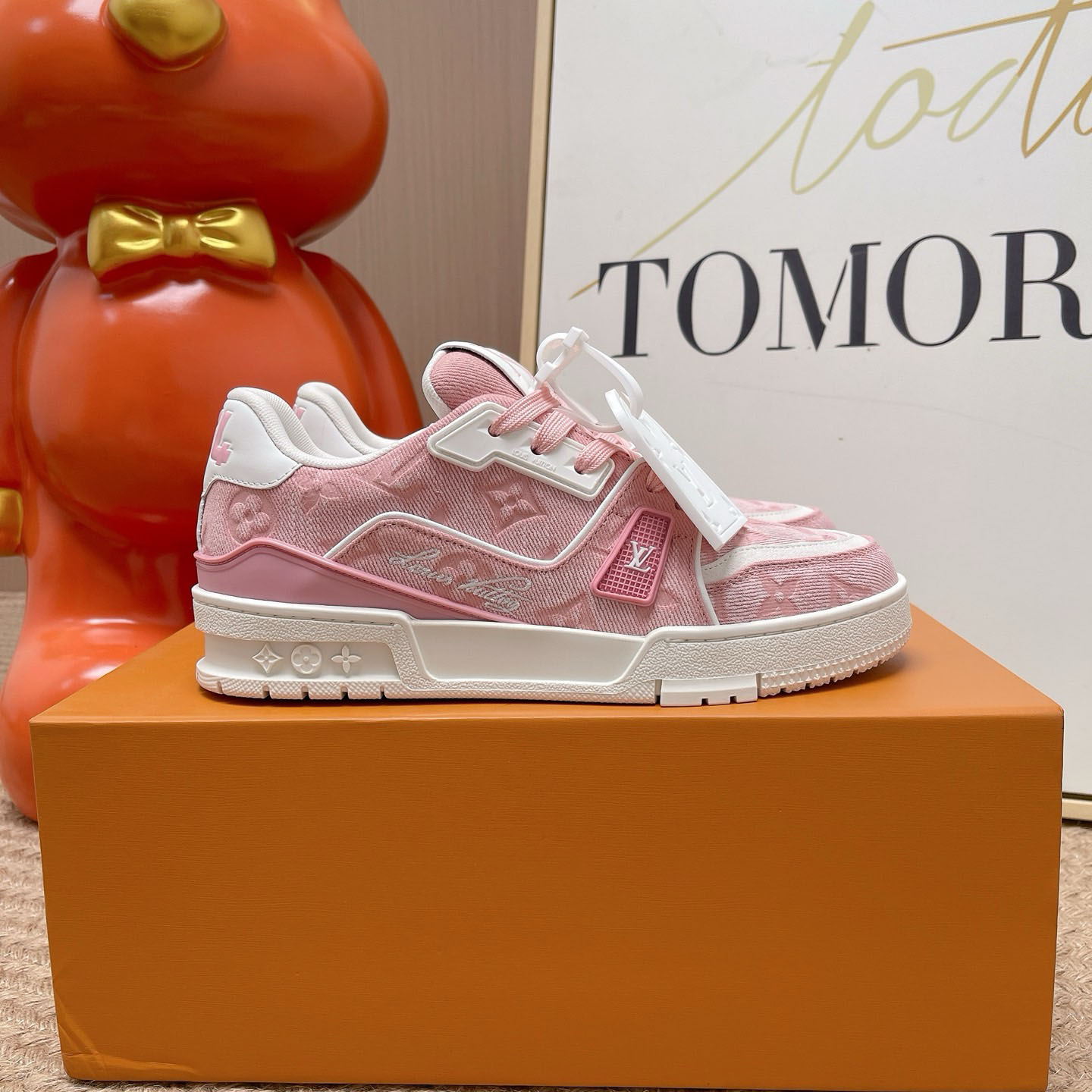 Louis Vuitton LV Trainer Sneaker 1AKBBA - DesignerGu