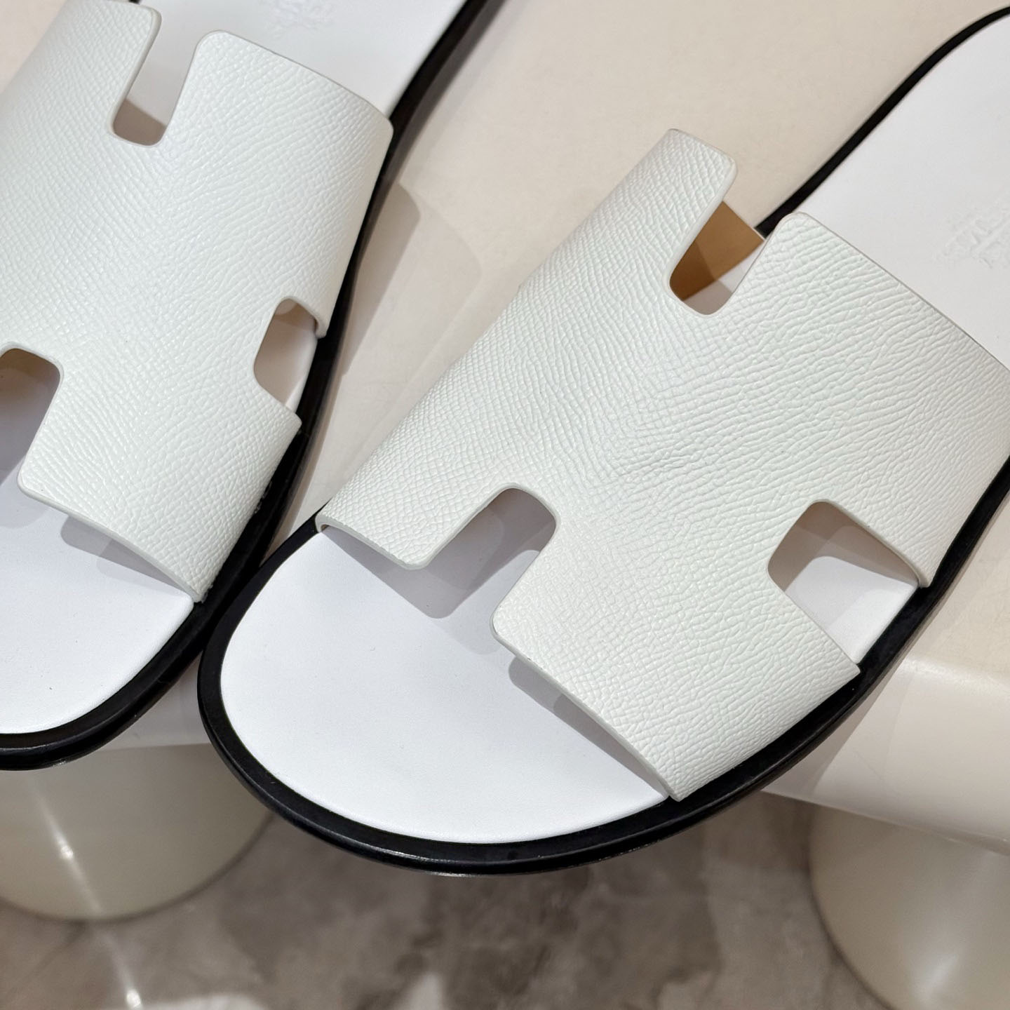 Hermes Izmir Sandal - DesignerGu