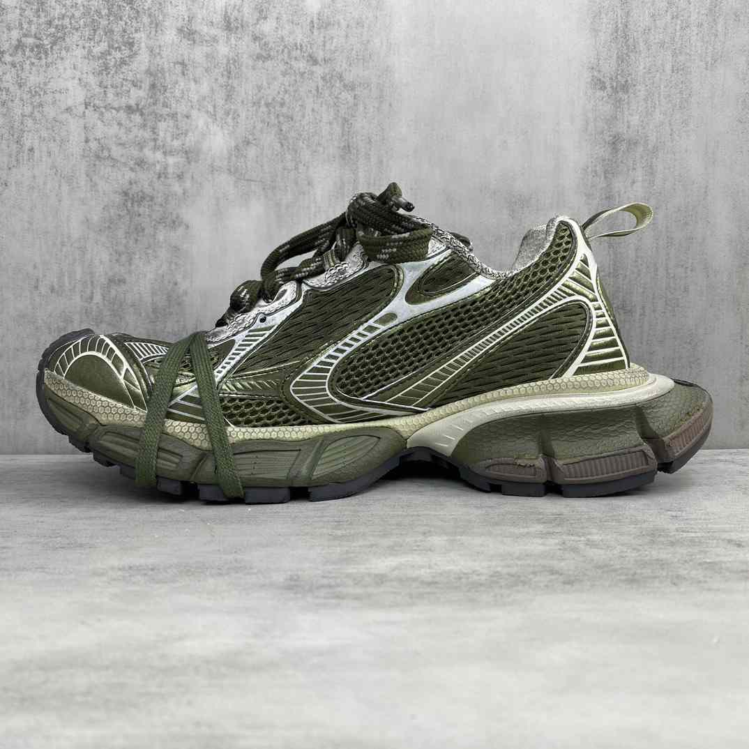  Balenciaga  3XL Sneaker 'Worn-Out - Dark Green Light Beige' - DesignerGu