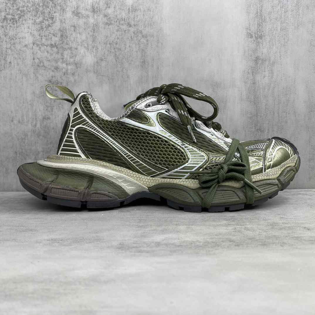  Balenciaga  3XL Sneaker 'Worn-Out - Dark Green Light Beige' - DesignerGu