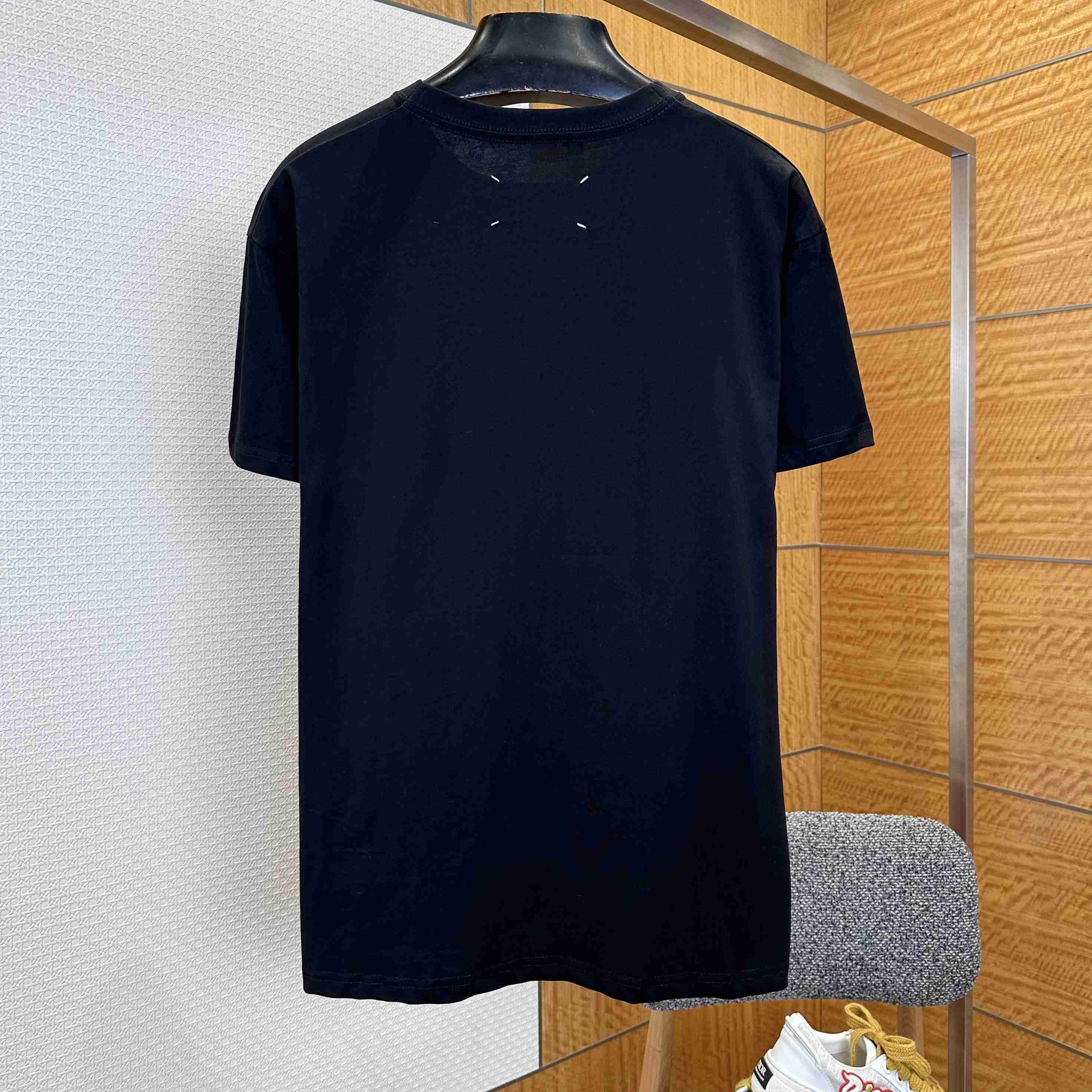 Maison Margiela Black Label Patch T-shirt - DesignerGu