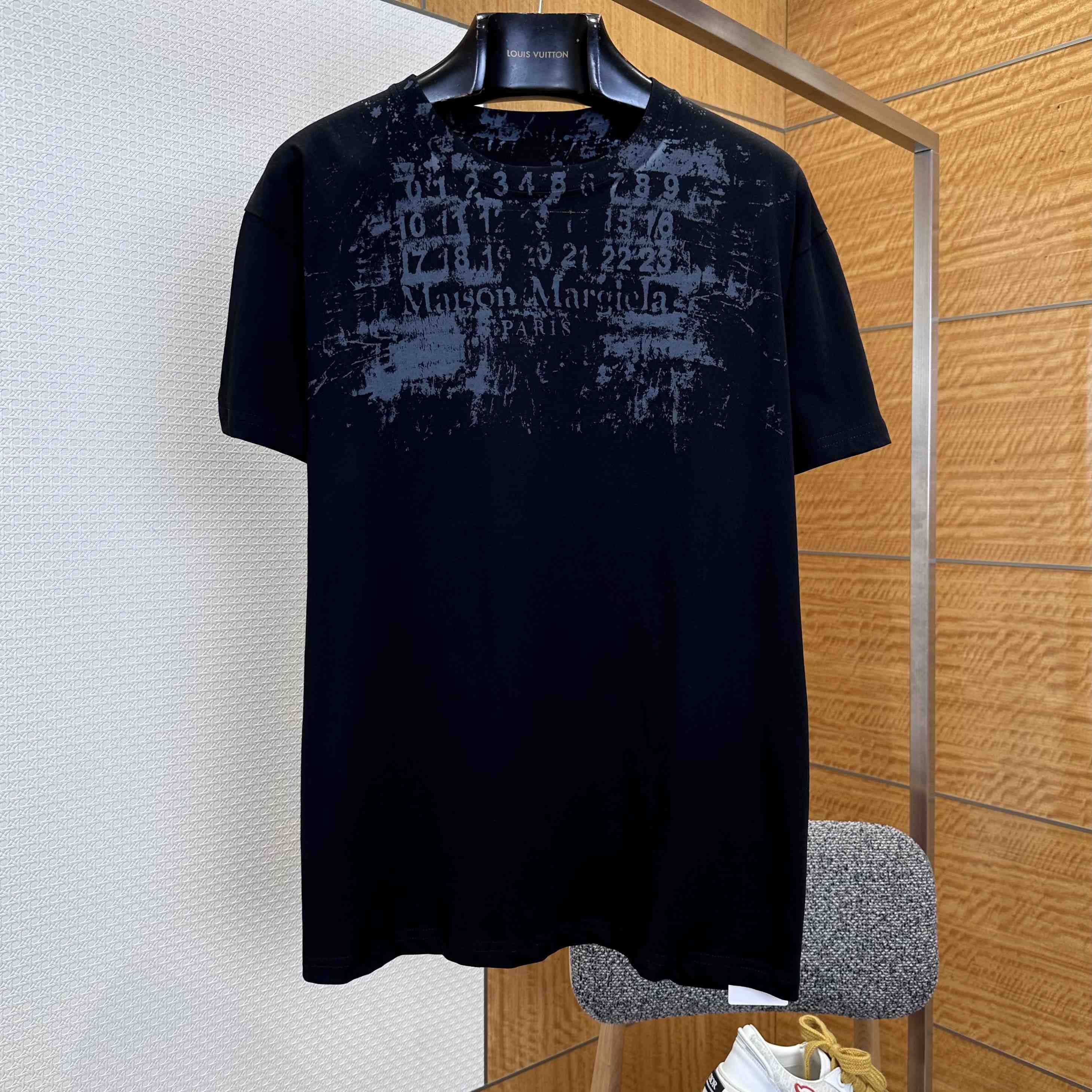 Maison Margiela Black Label Patch T-shirt - DesignerGu