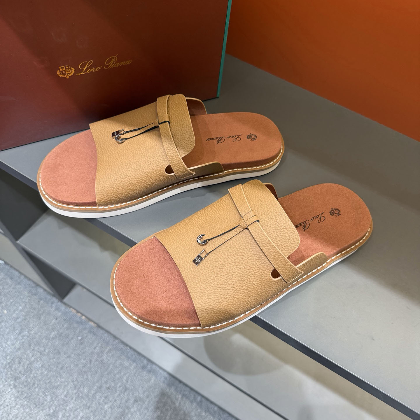 Loro Piana 