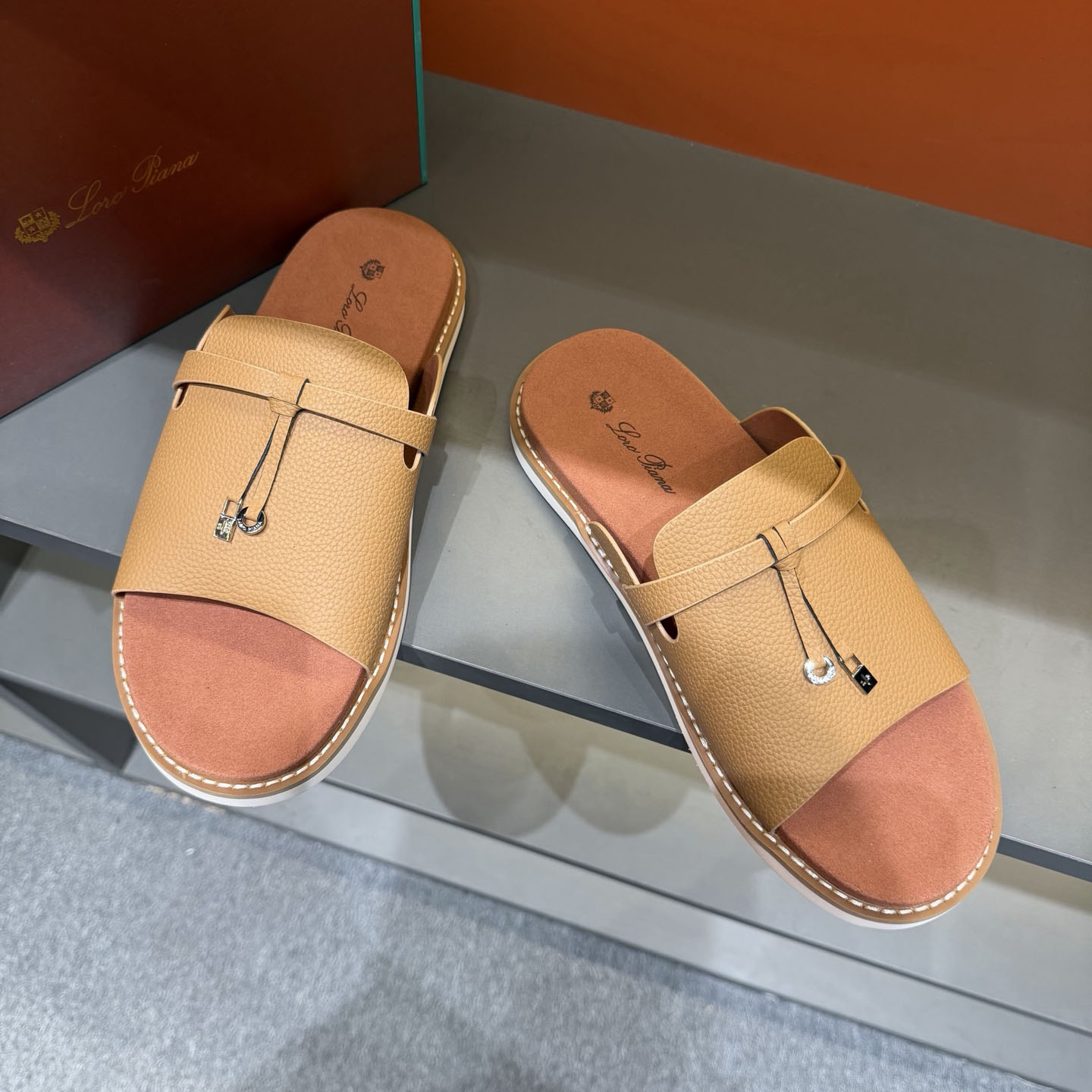 Loro Piana 