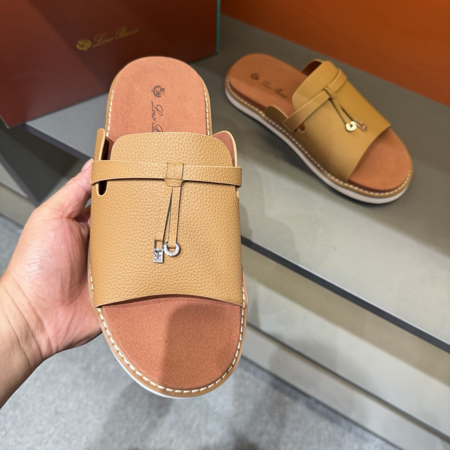 Loro Piana 
